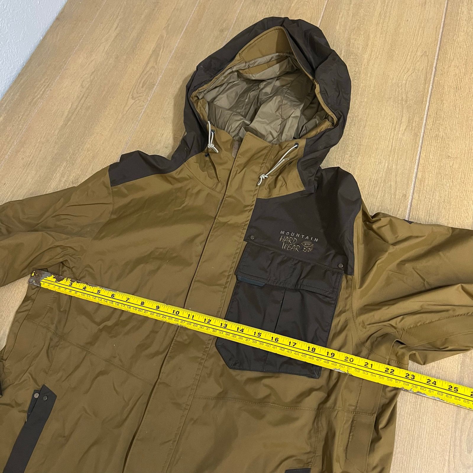 Mountain Hardwear Mountain Hardwear Dry Q Jacket Mens Sz M Brown Hooded ski Size US M / EU 48-50 / 2 - 8 Thumbnail