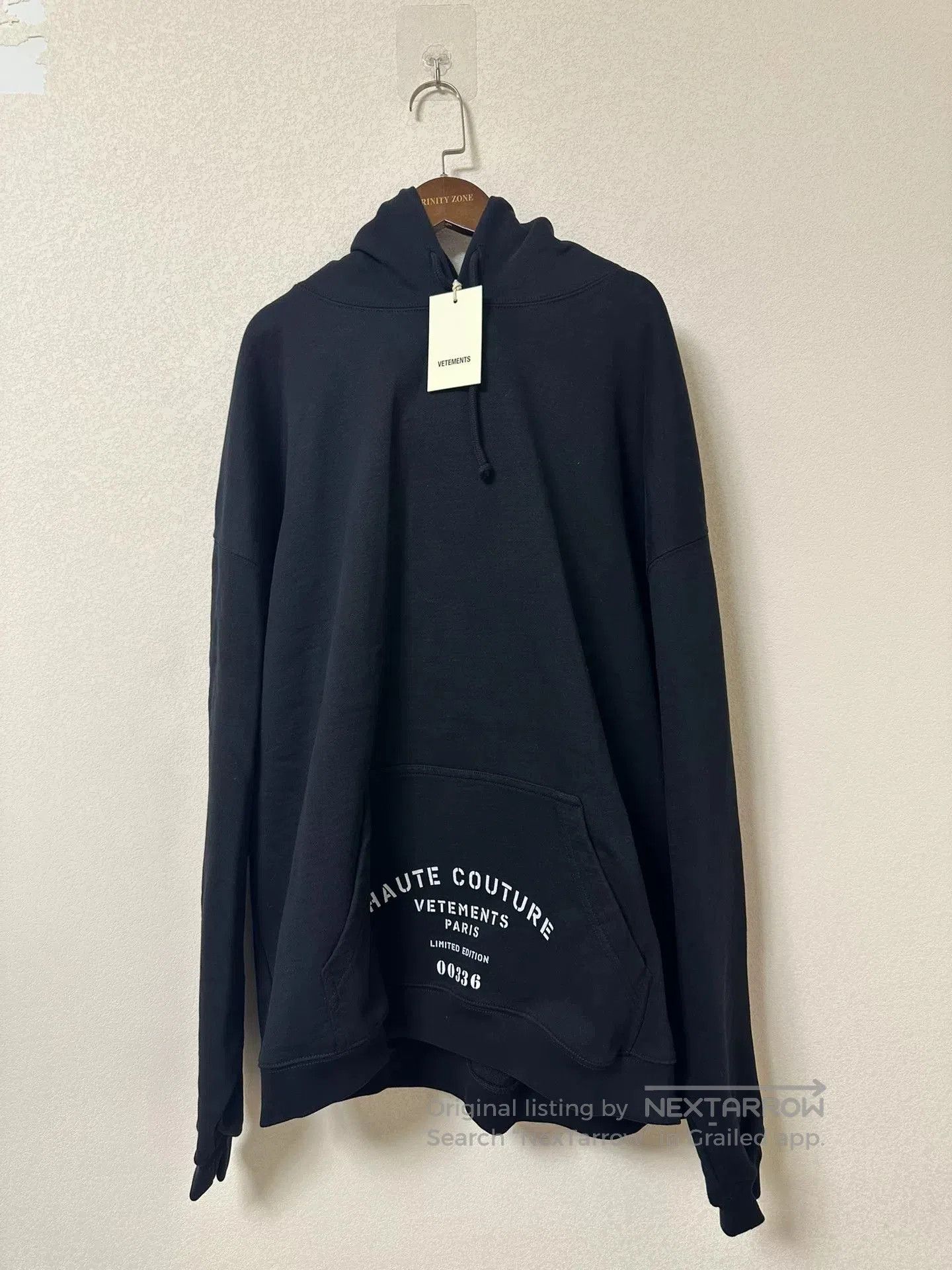 Vetements VETEMENTS Printed Black Hoodie. Size US M / EU 48-50 / 2 - 1 Thumbnail
