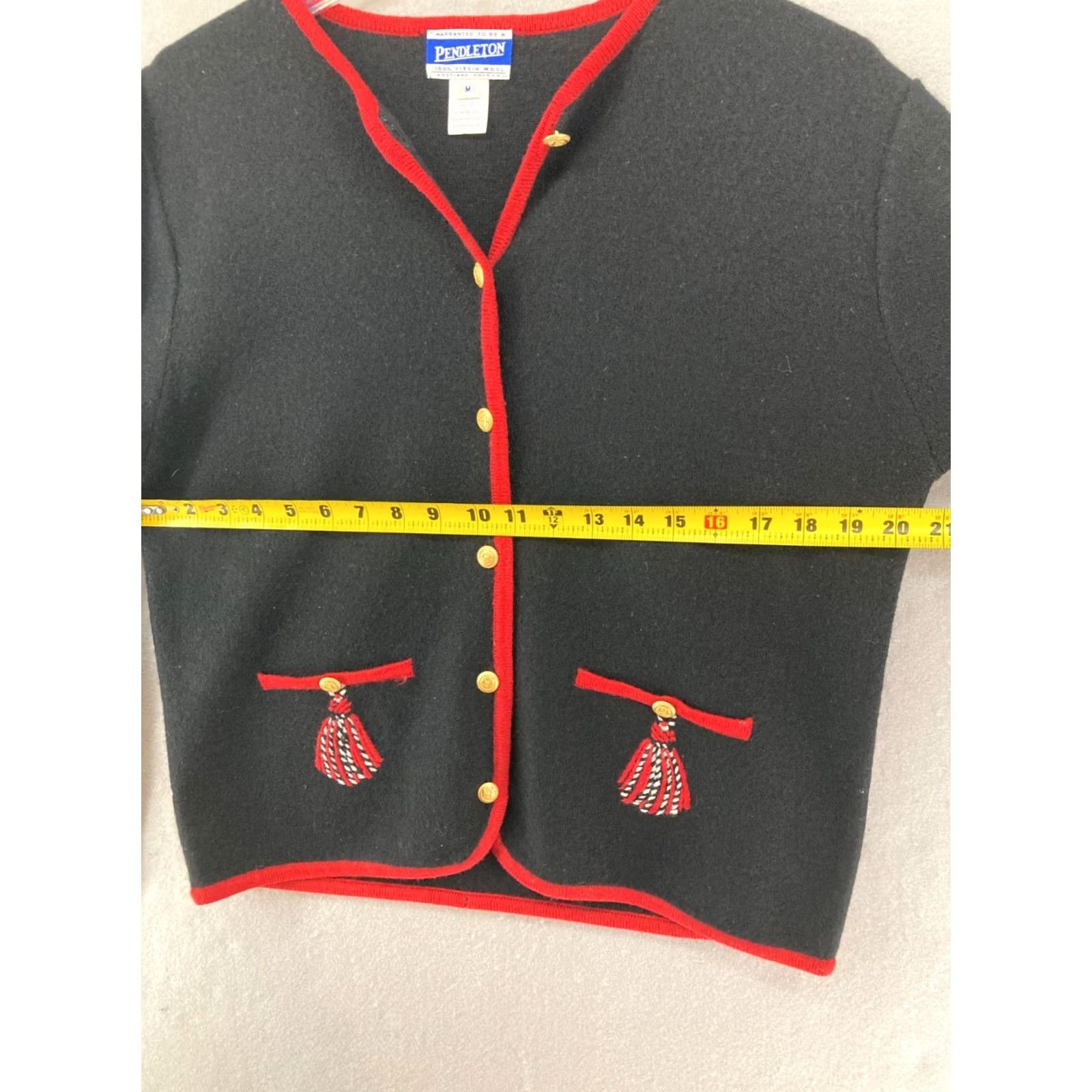 Pendleton Pendleton Sweater Cardigan Womens M Black Embroidered Wool Vintage Size M / US 6-8 / IT 42-44 - 2 Thumbnail