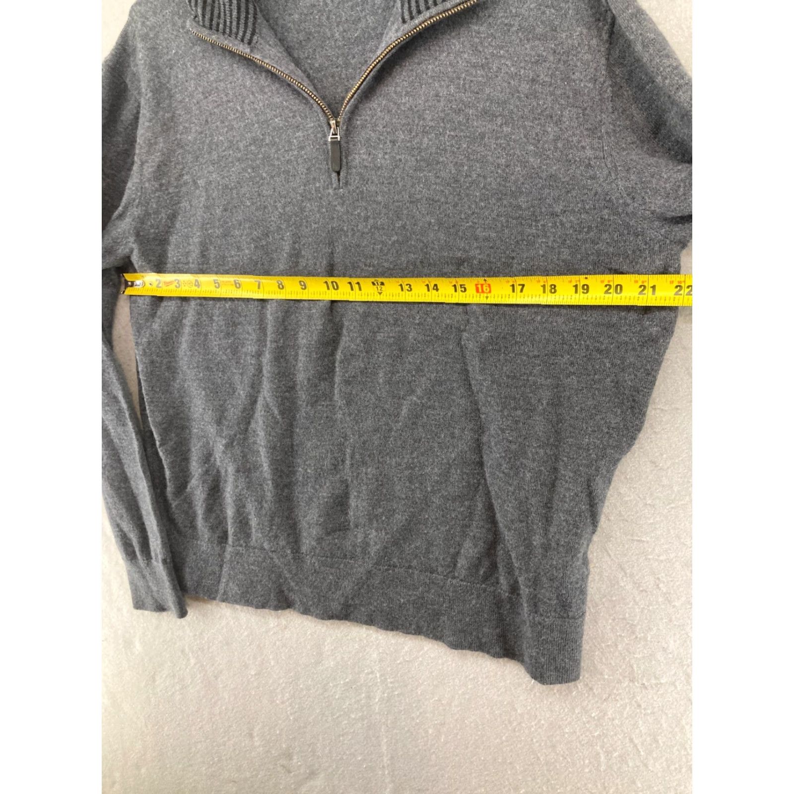 UNTUCKit UNTUCKit Mens Sweater XL Gray Merino Wool 1/4 Zip Mock Neck Shirt Size US XL / EU 56 / 4 - 2 Thumbnail