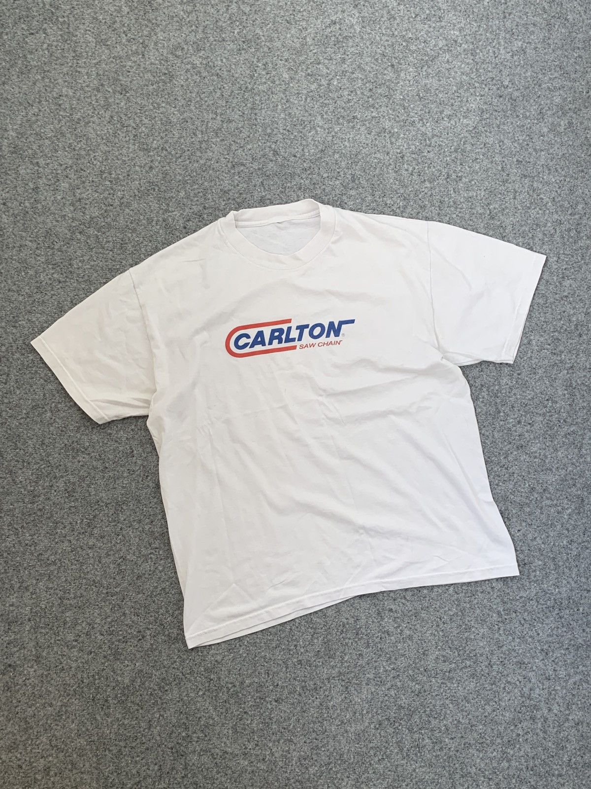 Other Y2K Carlton Saw Chain White t shirt euc Size US L / EU 52-54 / 3 - 1 Thumbnail
