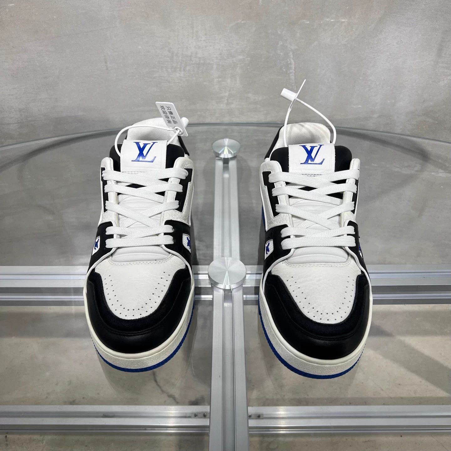 Louis Vuitton Louis Vuitton Trainer 2.0 Hiroshi Fujiwara 37 Size US 6 / IT 36 - 1 Thumbnail