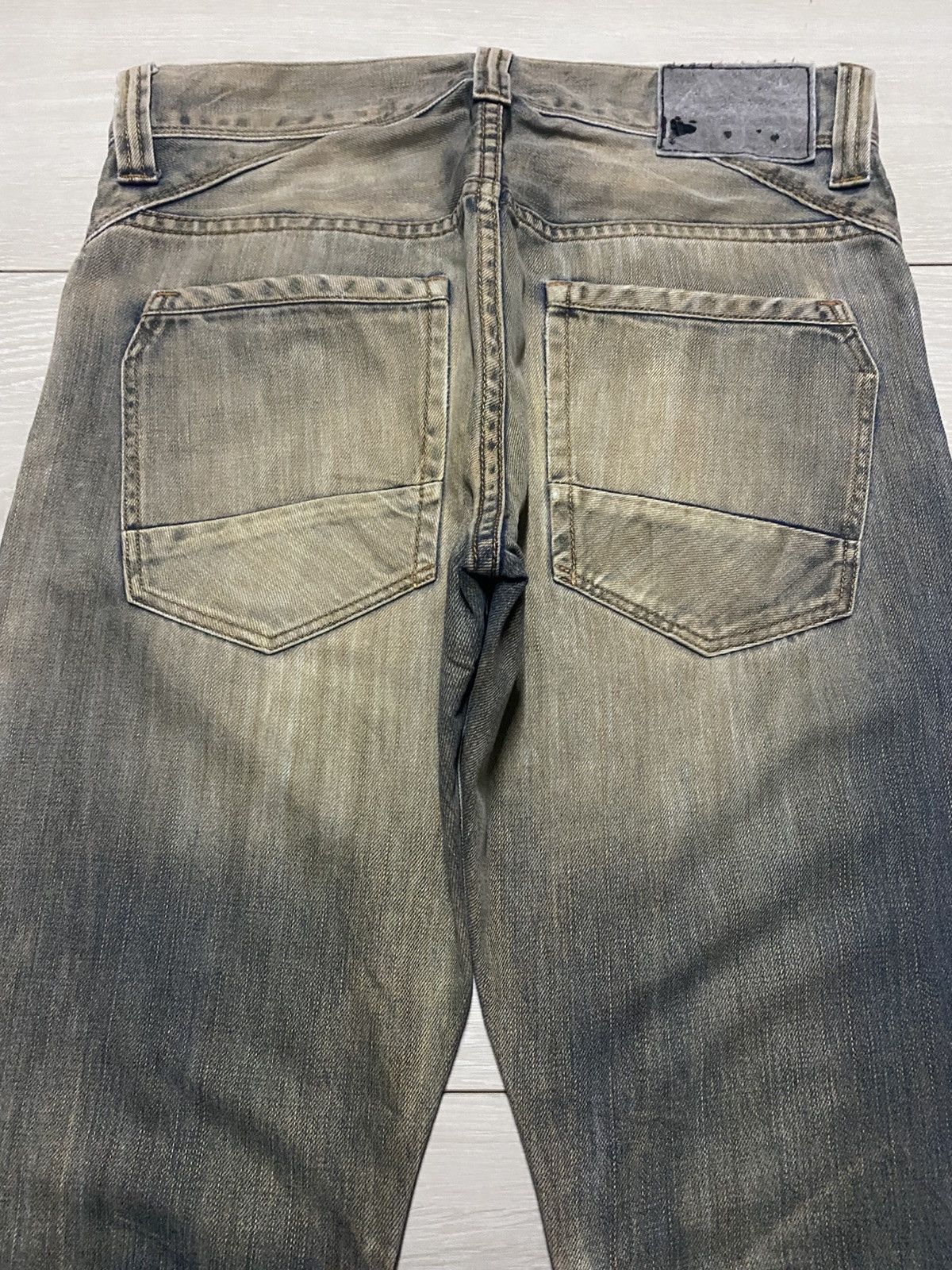 Hysteric Glamour Vintage Back Number Mud Wash Distressed Curve Leg Loose Jean Size US 32 / EU 48 - 4 Thumbnail