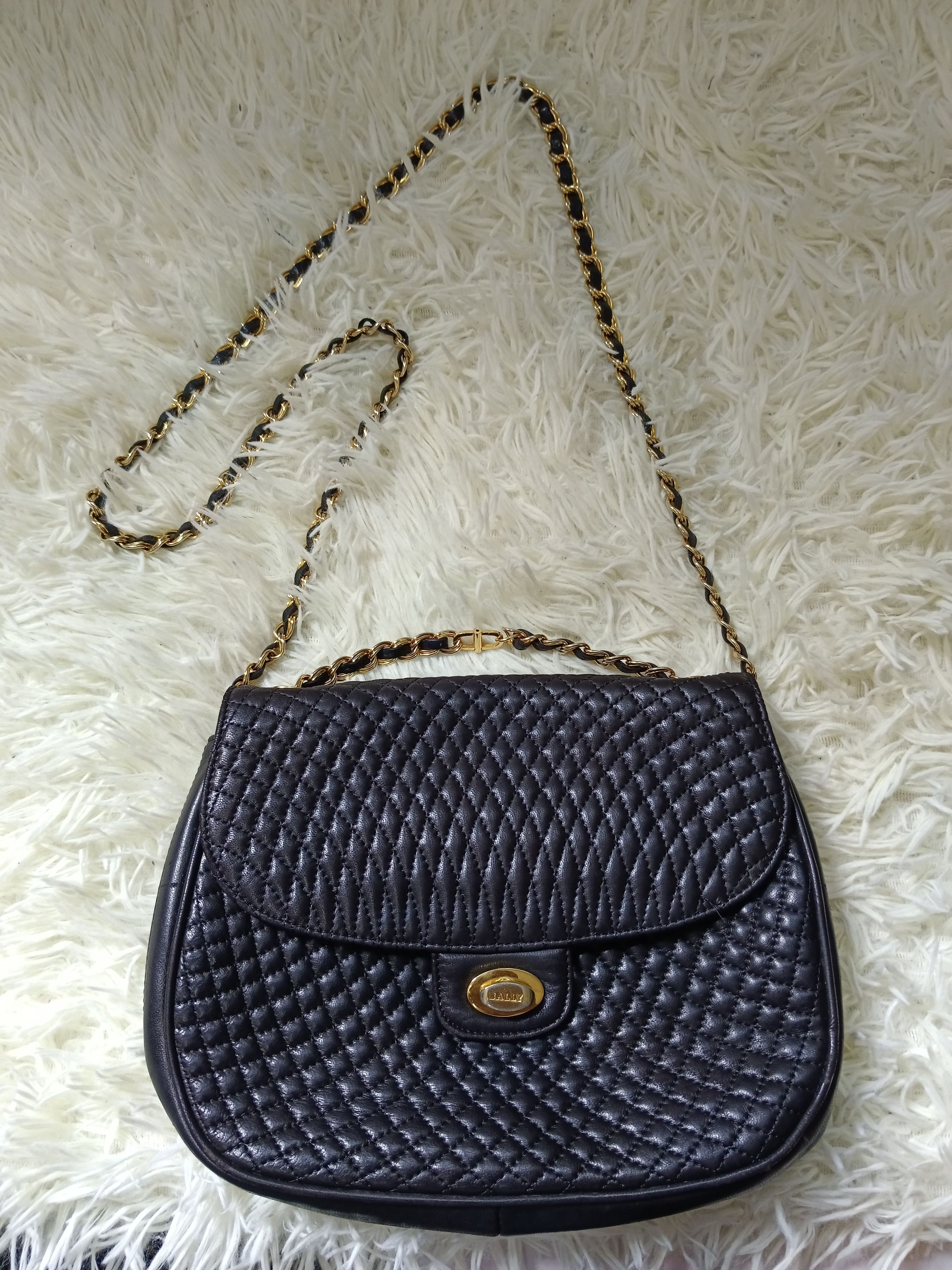 Bally BALLY Vintage Quilted Flap Bag with Gold Chain Strap Size ONE SIZE - 1 Thumbnail