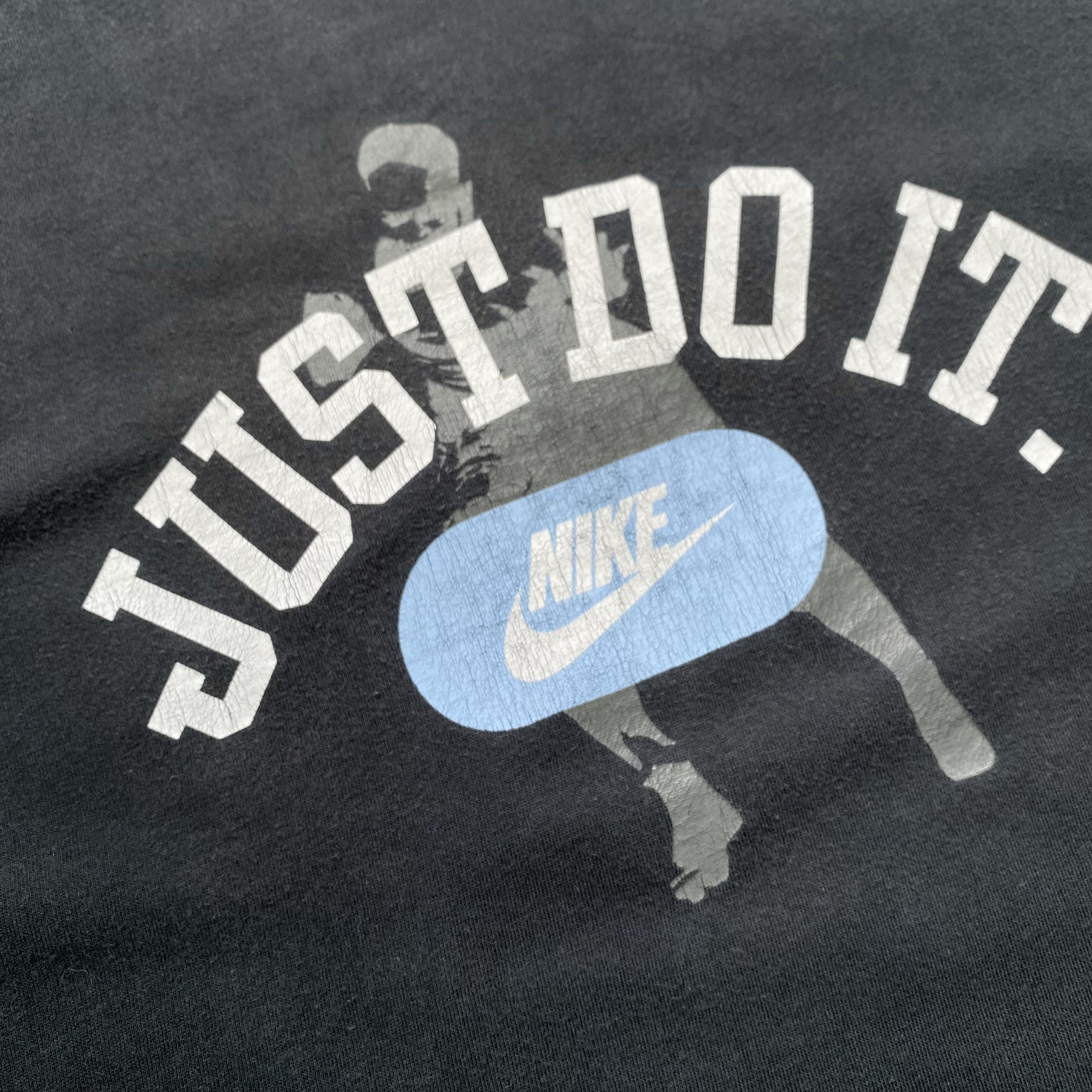 Nike 🕷️ Vintage 90s Faded Nike Tee big logo Just Do it Size US M / EU 48-50 / 2 - 6 Thumbnail