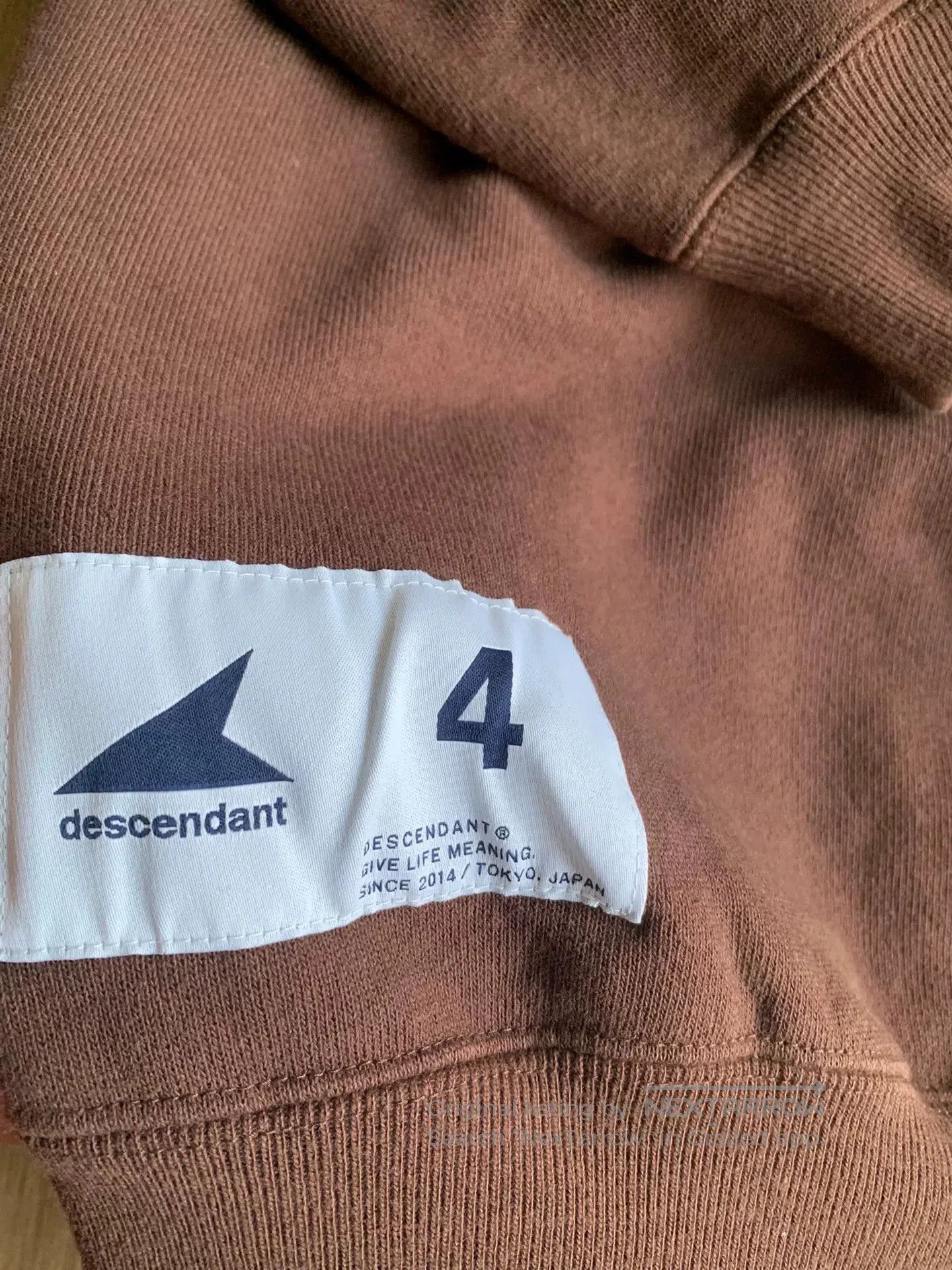 descendant crew neck sweatshirt with embroidery.