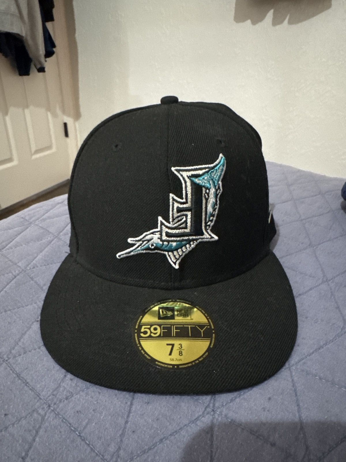New Era New Era Reverse Logo Florida Marlins Fitted Hat Size ONE SIZE - 5 Thumbnail