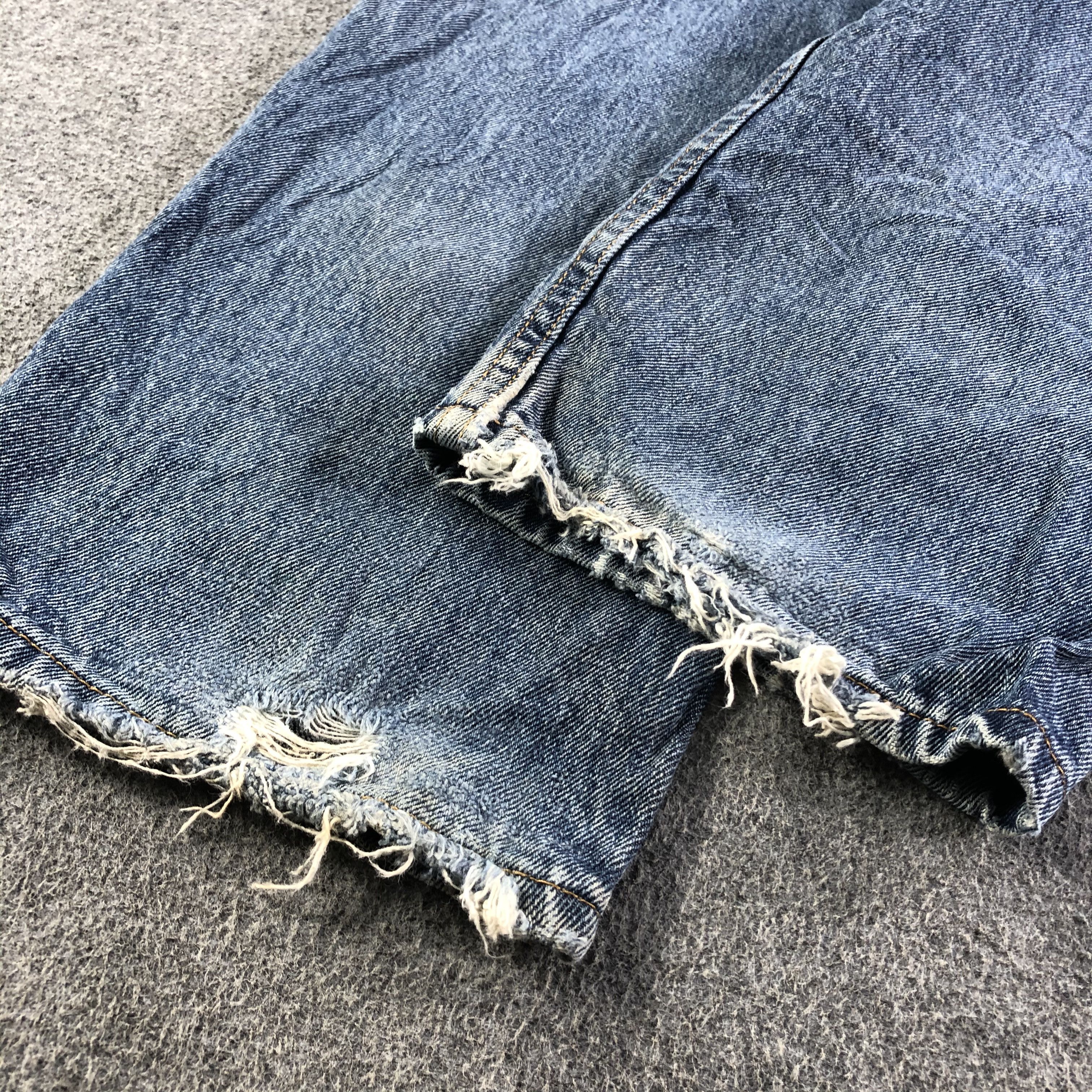 Levi's Vintage Blue Wash Levis 550 Jeans-J3228 Size US 35 - 6 Thumbnail