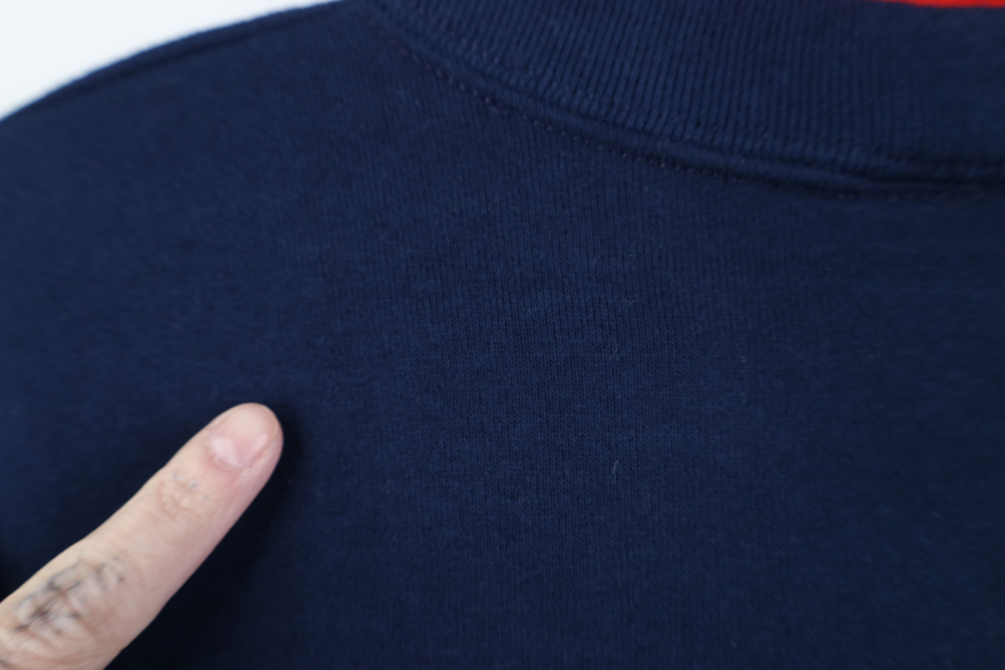 Vintage Vintage 90s Indians Baseball Turtleneck Sweatshirt USA Size US L / EU 52-54 / 3 - 11 Thumbnail