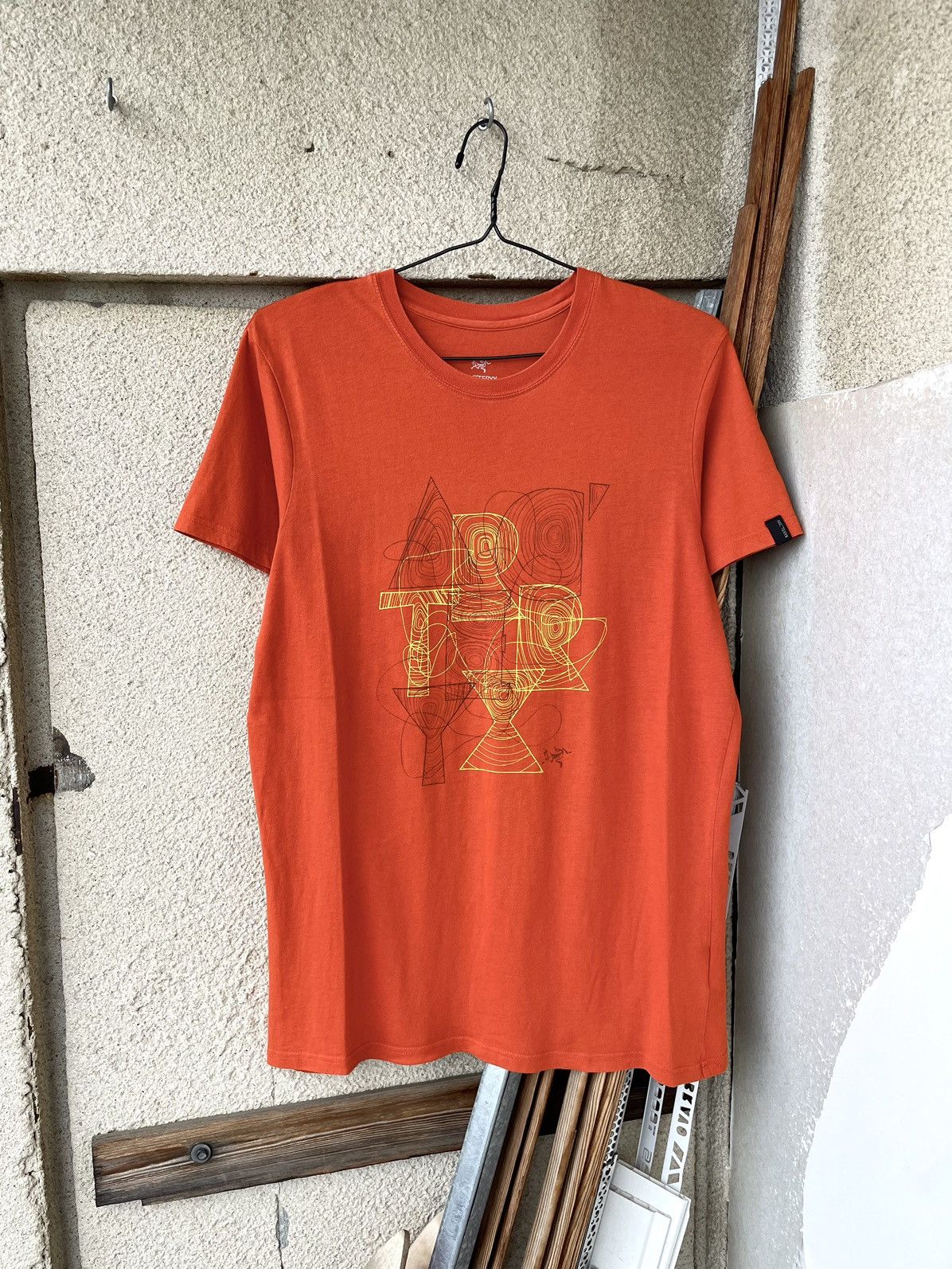 Arc'teryx Arc’teryx Logo Spell Out Outdoor Gorpcore T-Shirt Size US M / EU 48-50 / 2 - 2 Thumbnail