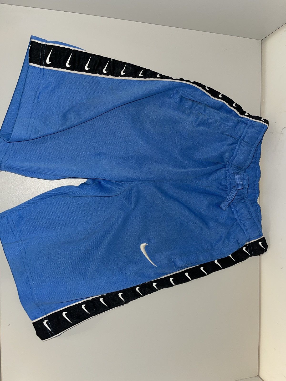Nike Nike Sports Shorts Size US 43 - 1 Thumbnail