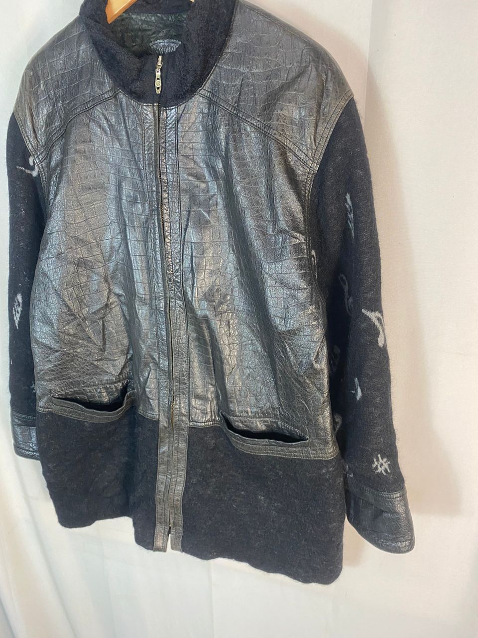 Designer × Torras Unisex🔥Torras wool/leather printed zipper jacket Size US M / EU 48-50 / 2 - 3 Thumbnail