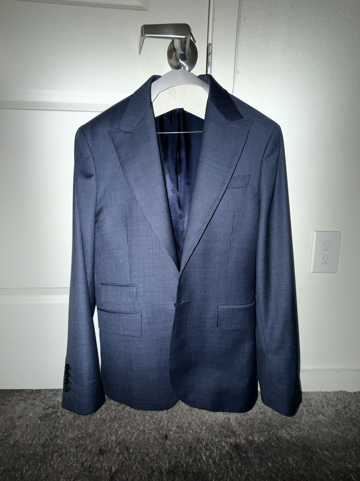 Express Marlane Super 100’s Wool Suit Size 38R - 1 Thumbnail