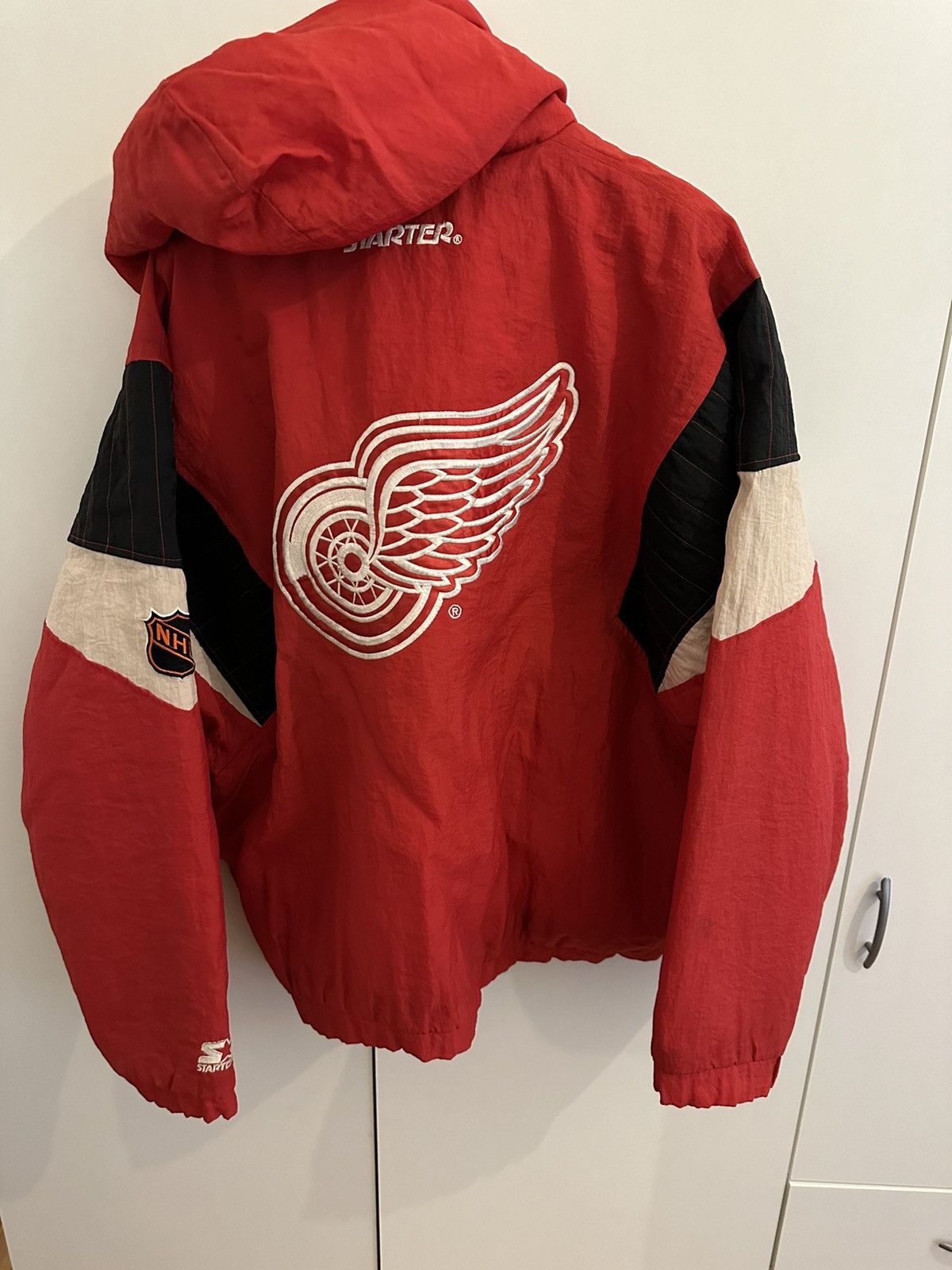 Starter Starter Jacke Detroit Red Wings Size XL NHL Vintage Jacket Size US XL / EU 56 / 4 - 9 Thumbnail