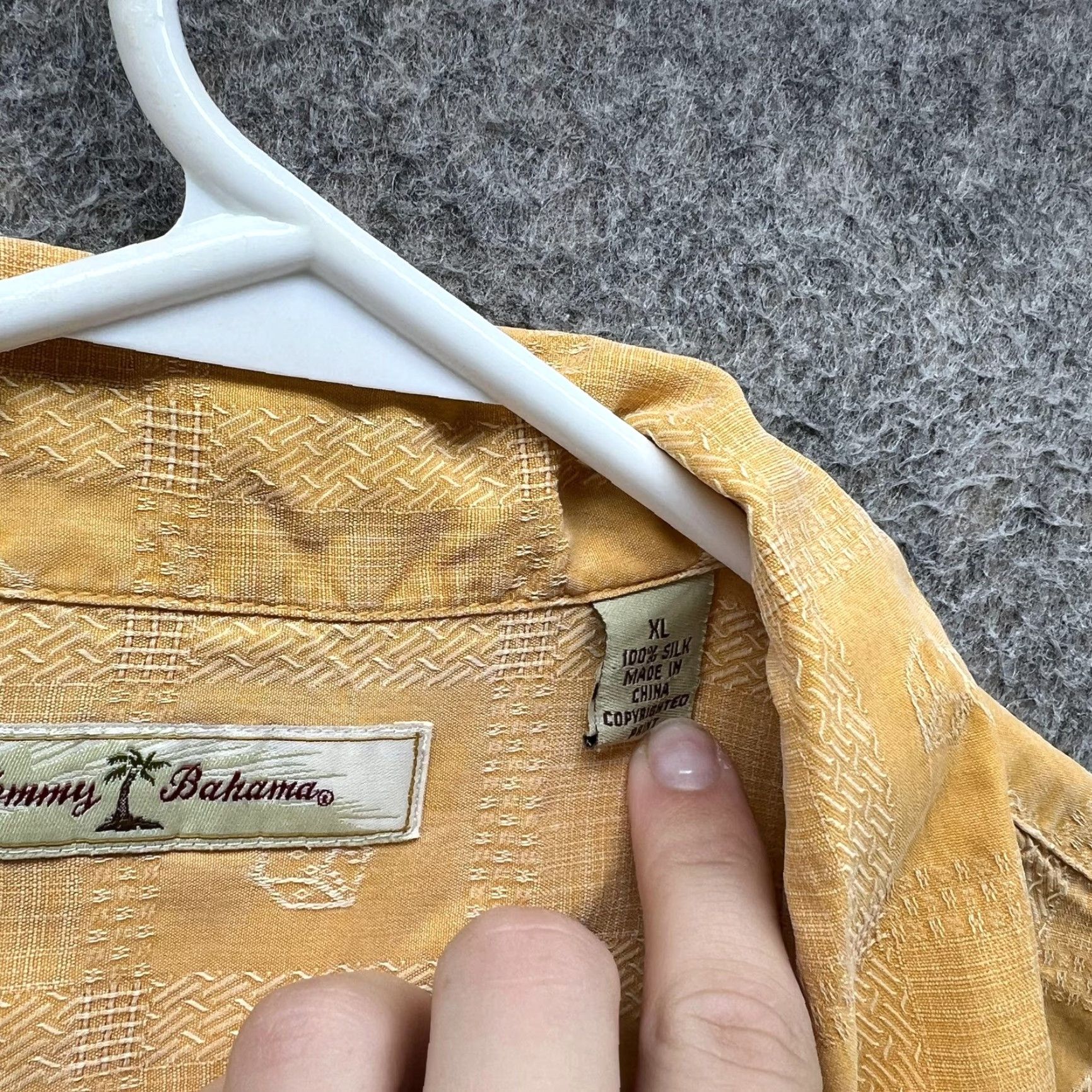 Tommy Bahama VINTAGE Tommy Bahama Shirt Mens XL Yellow Silk Camp Casino Poker Cards Gambling Shirt Mens XL Yellow Silk Camp Casino Poker Cards Gambling Size US XL / EU 56 / 4 - 6 Thumbnail