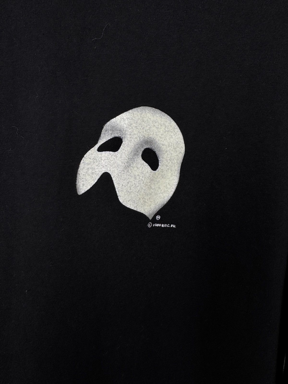 Vintage Vintage THE PHANTOM OF THE OPERA 1989 Black Neck Sweatshirt Size US L / EU 52-54 / 3 - 5 Thumbnail