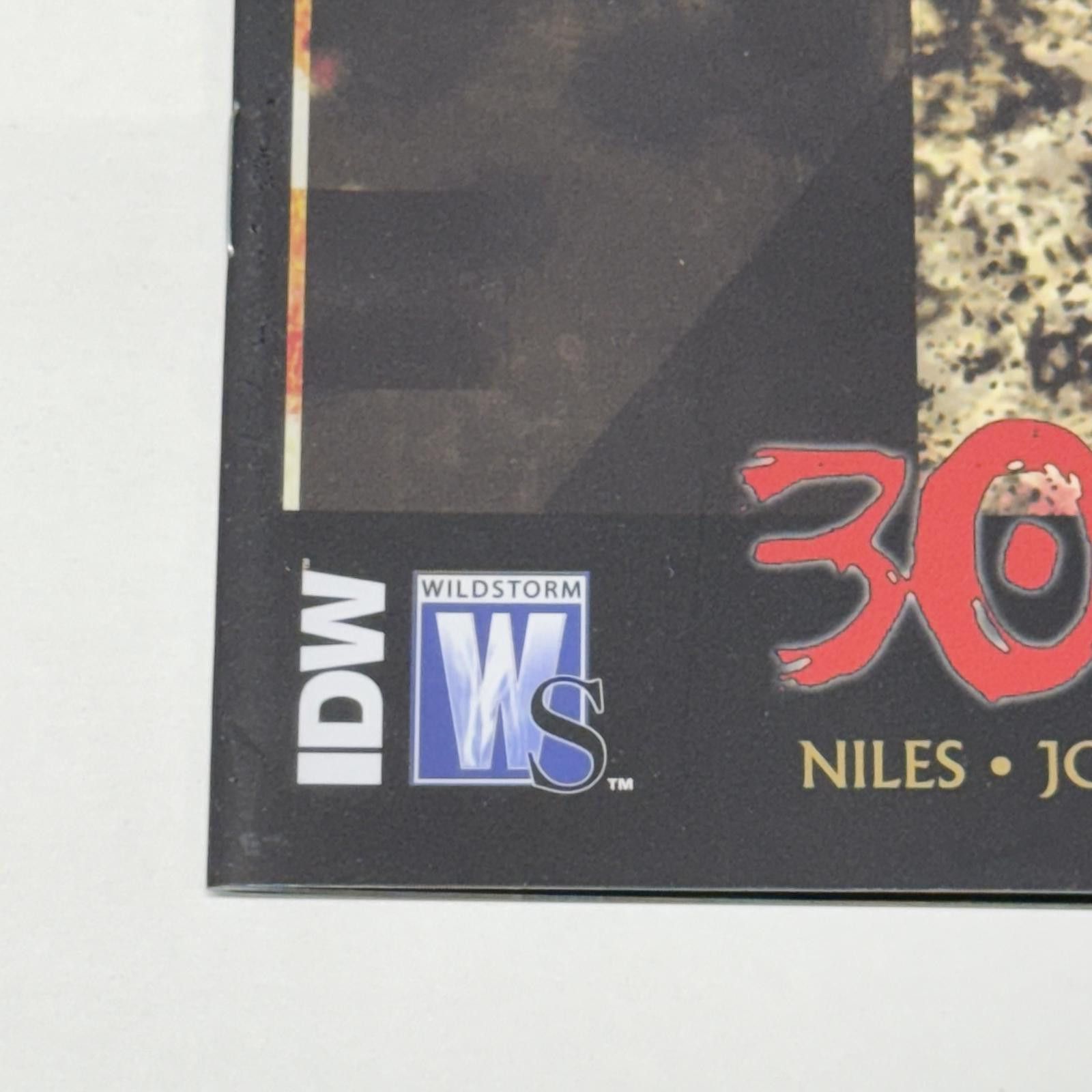Designer IDW Wildstorm The X Files #5 JAN 2011 30 Days of Night Comic Size ONE SIZE - 3 Thumbnail