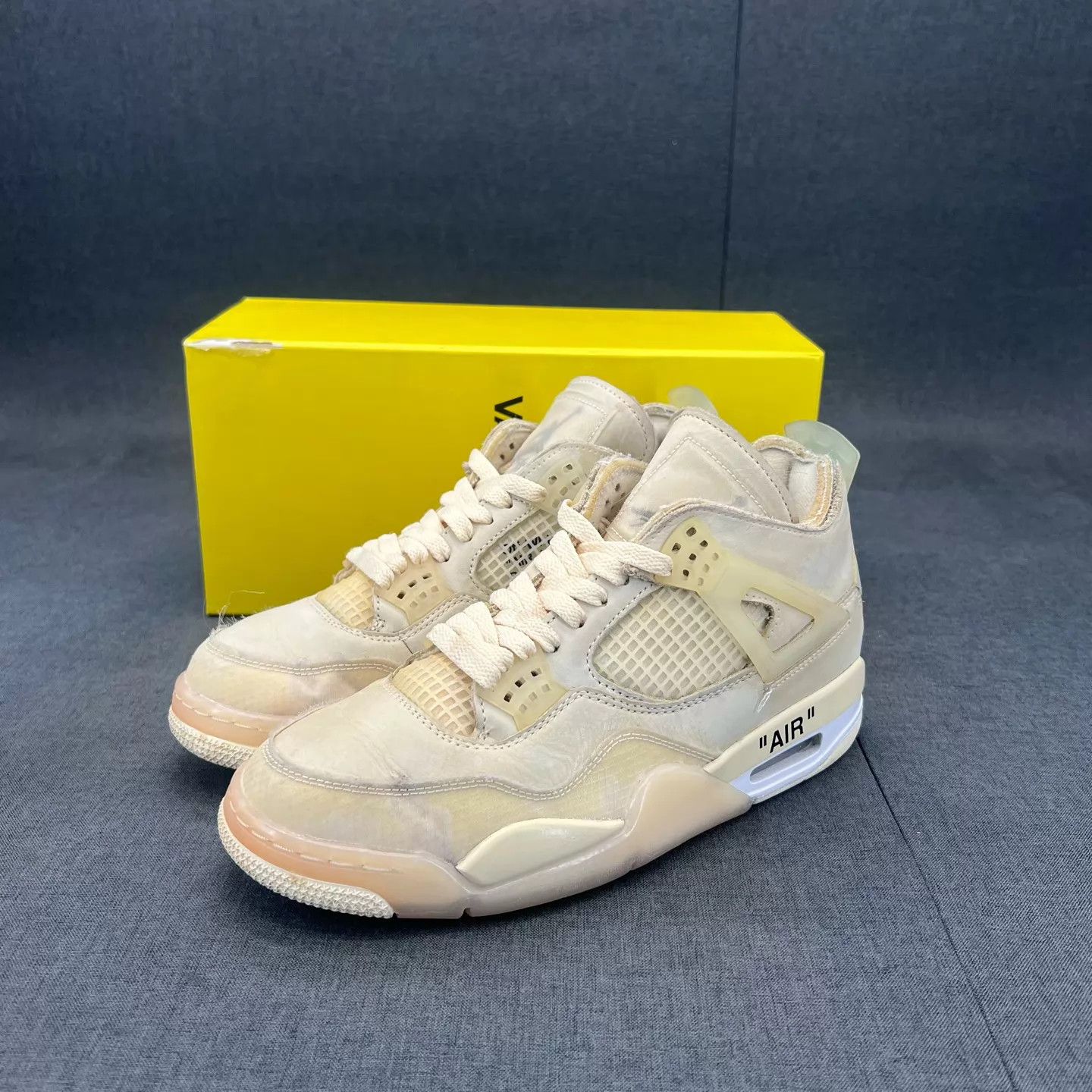 Nike Air Jordan 4 White Sail US 40.5 New Condition Size US 7.5 / EU 40-41 - 1 Thumbnail