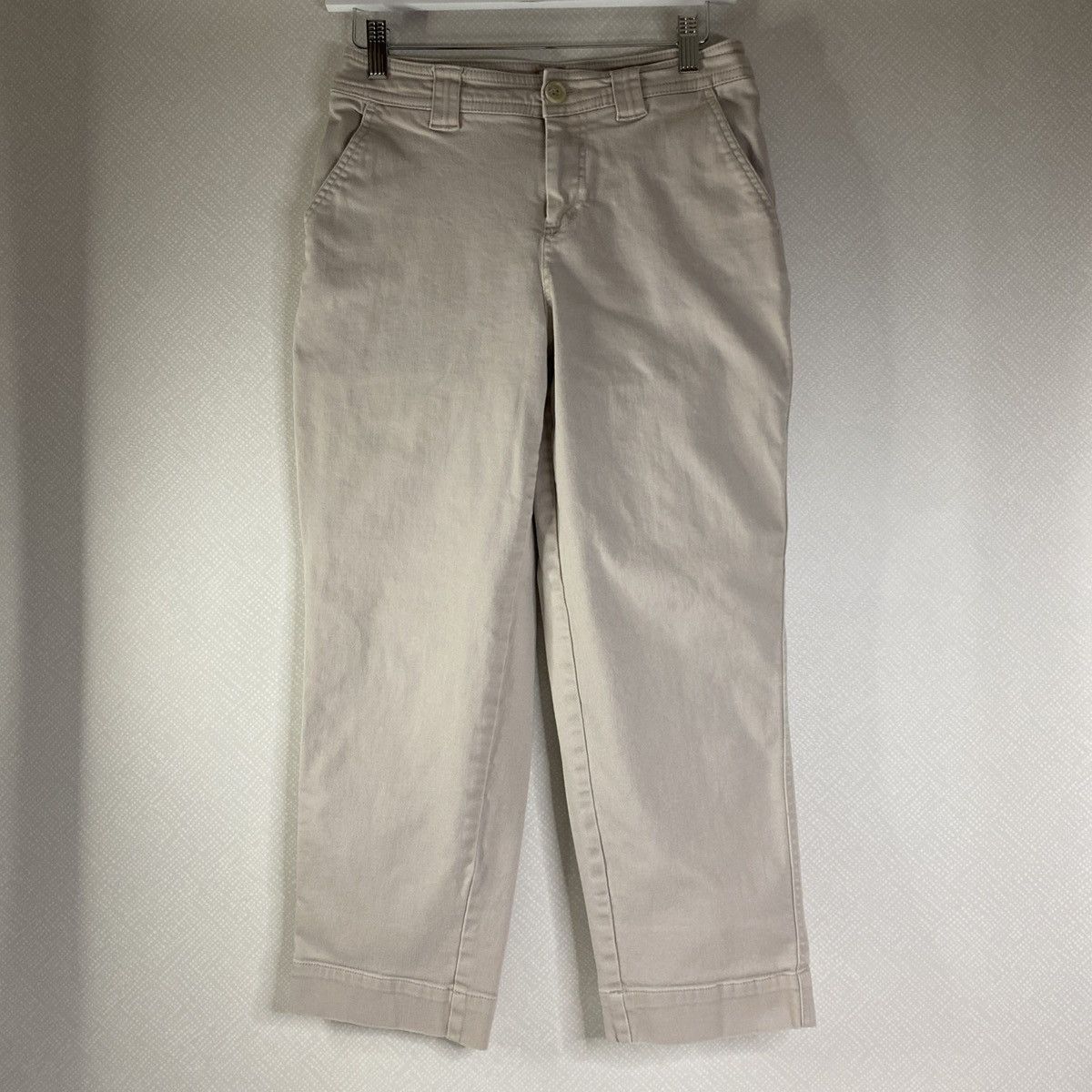 Other A New Day Pants Khaki Womens Sz 2 Cropped High Rise EUC Size 26" / US 2 / IT 38 - 3 Thumbnail