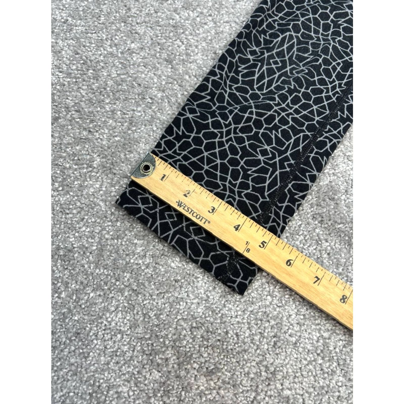 Nike Nike Leggings Womens XS Black Dri Fit Geometric Print Logo Stretch Low Rise Size 26" / US 2 / IT 38 - 4 Thumbnail