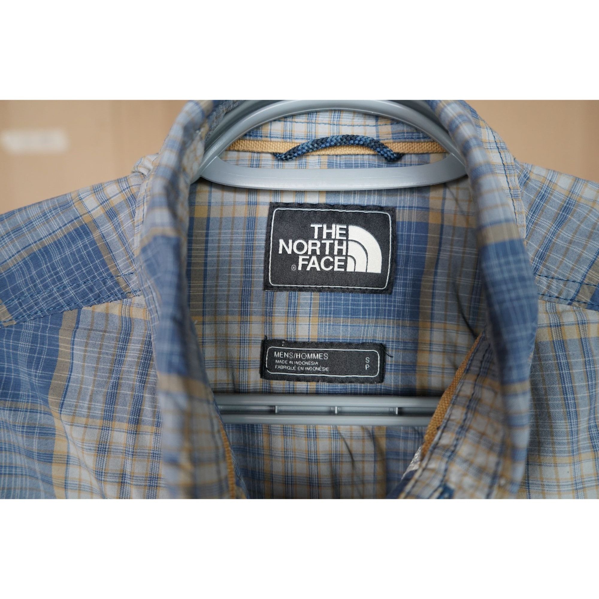 The North Face Authentic The North Face Nylon Short Sleeve Shirt S #341 Size US S / EU 44-46 / 1 - 6 Thumbnail