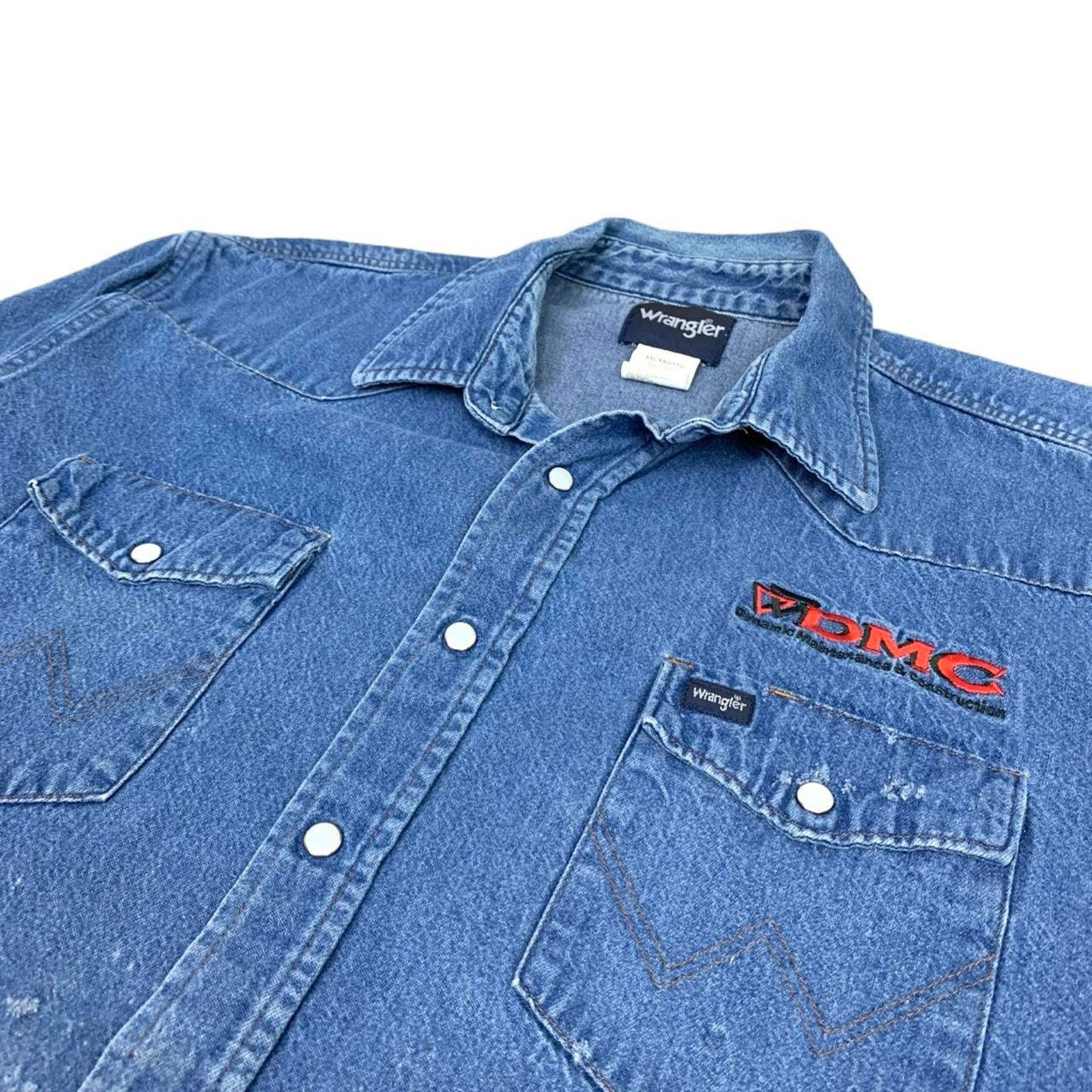 Vintage × Wrangler VTG Wrangler Denim Button Up Shirt with Pearl Snap Buttons Size US XXL / EU 58 / 5 - 2 Thumbnail