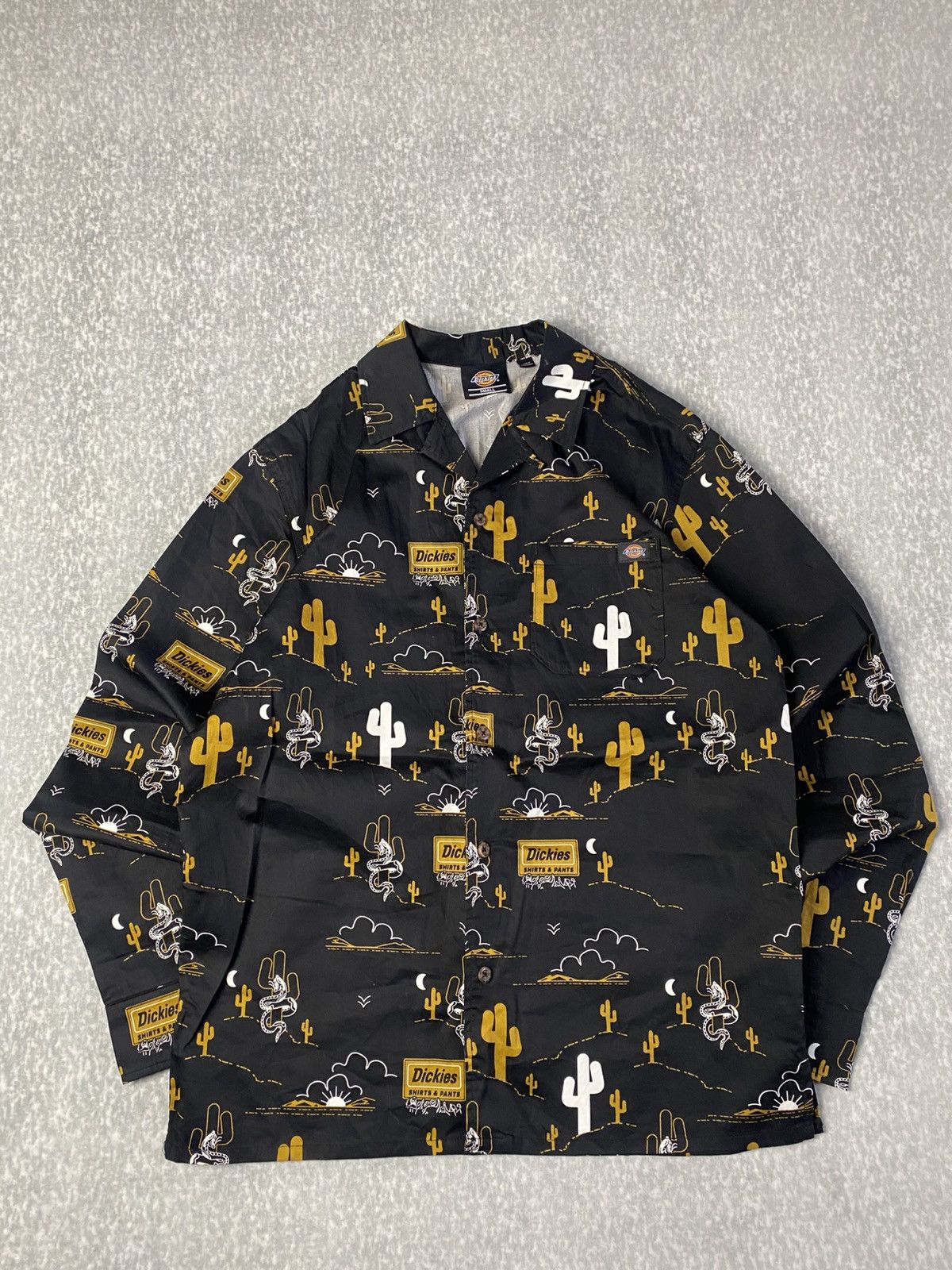 Dickies Dickies Bettles AOP Shirt Cactus Print Size US S / EU 44-46 / 1 - 1 Thumbnail