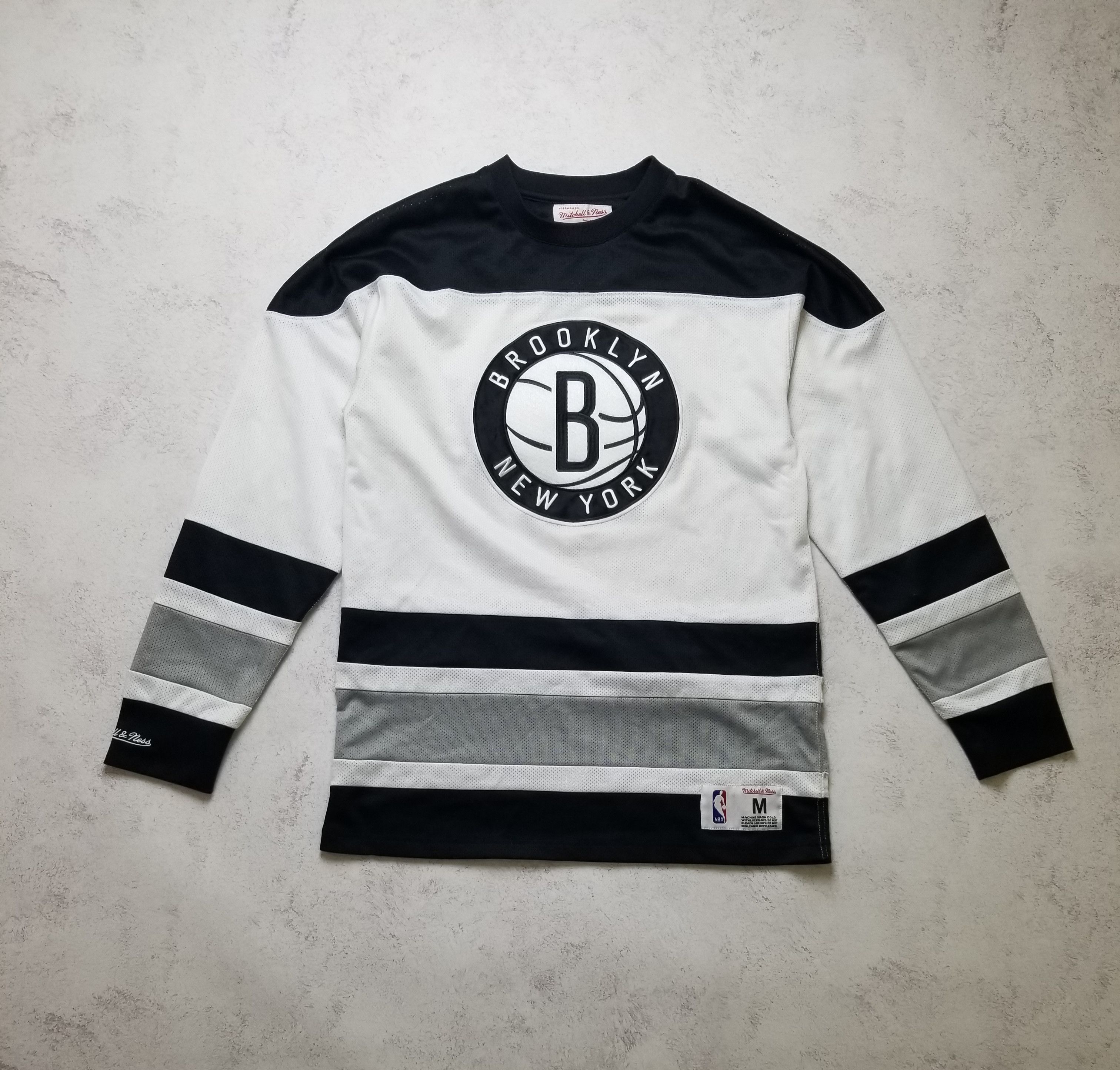 Mitchell & Ness Brooklyn Nets Mesh Longsleeve Hockey Style Jersey Size US M / EU 48-50 / 2 - 1 Thumbnail
