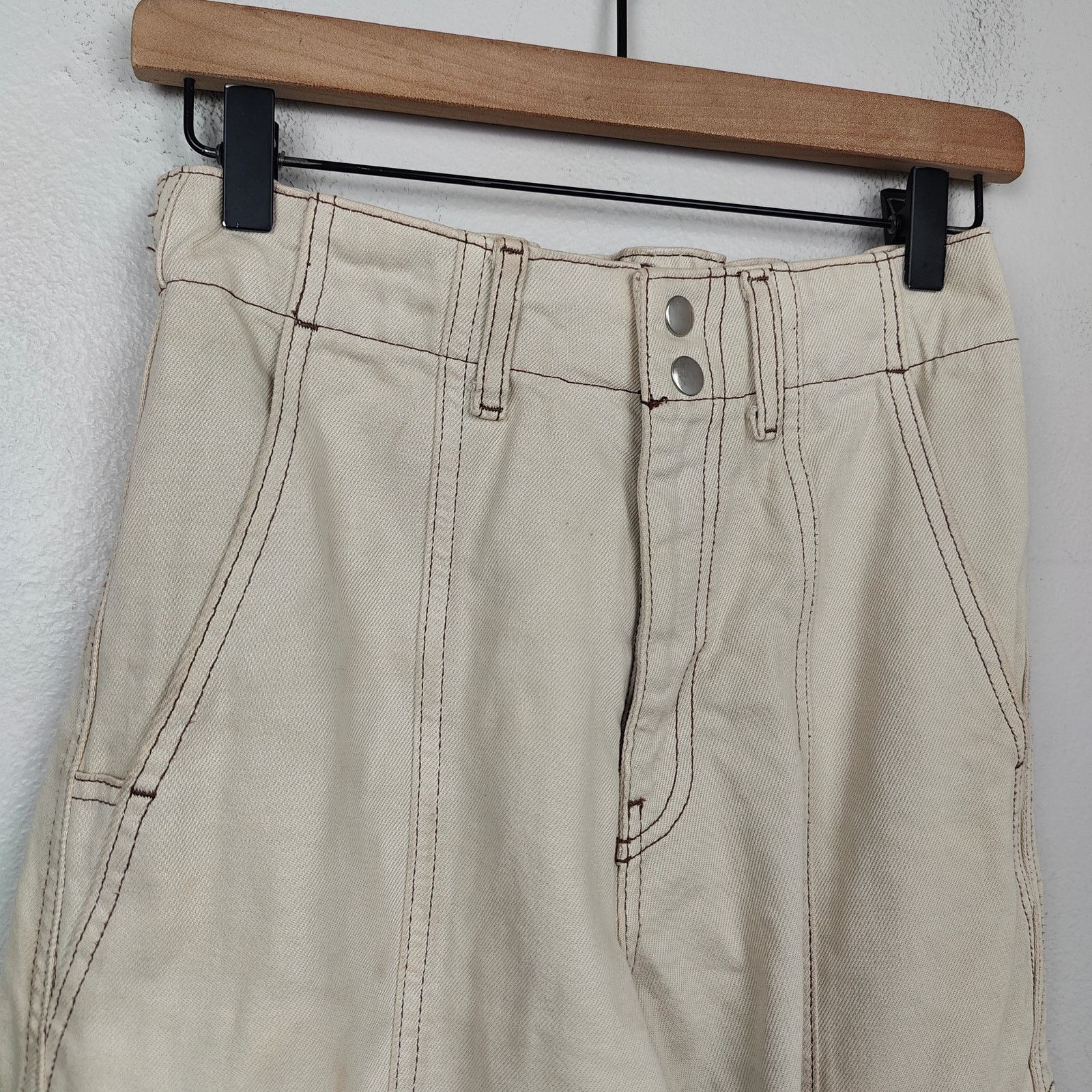 Bdg BDG Baggy Cargo Jeans Womens 26 Beige Y2K Utility Skater Size 26" / US 2 / IT 38 - 2 Thumbnail
