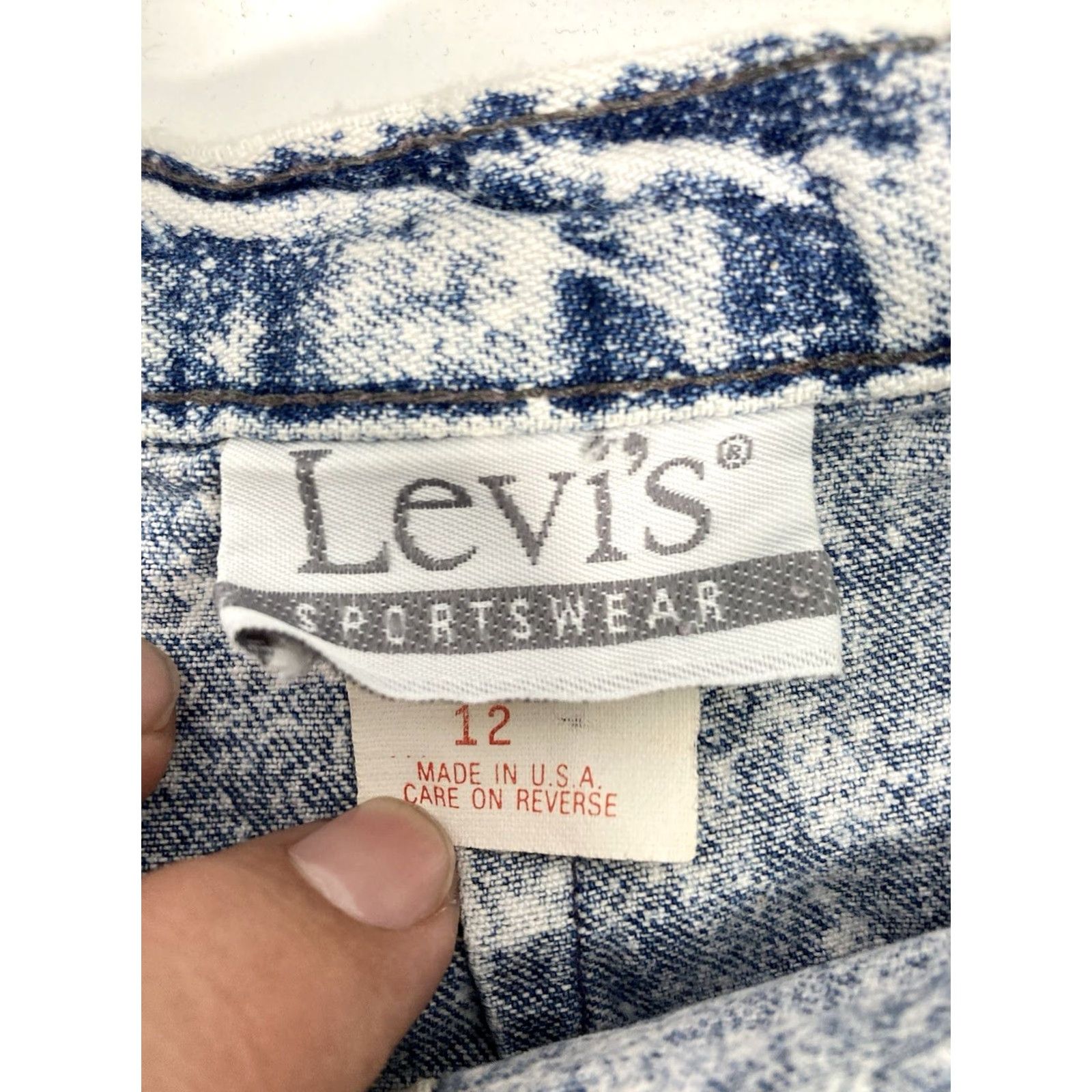 Levi's VINTAGE Levi's Sportswear Acid Wash Jeans Women Sz 12 30X30 Blue Pleated Bareback USA Mom Jeans Womens Size 34" / US 12 / IT 48 - 6 Thumbnail