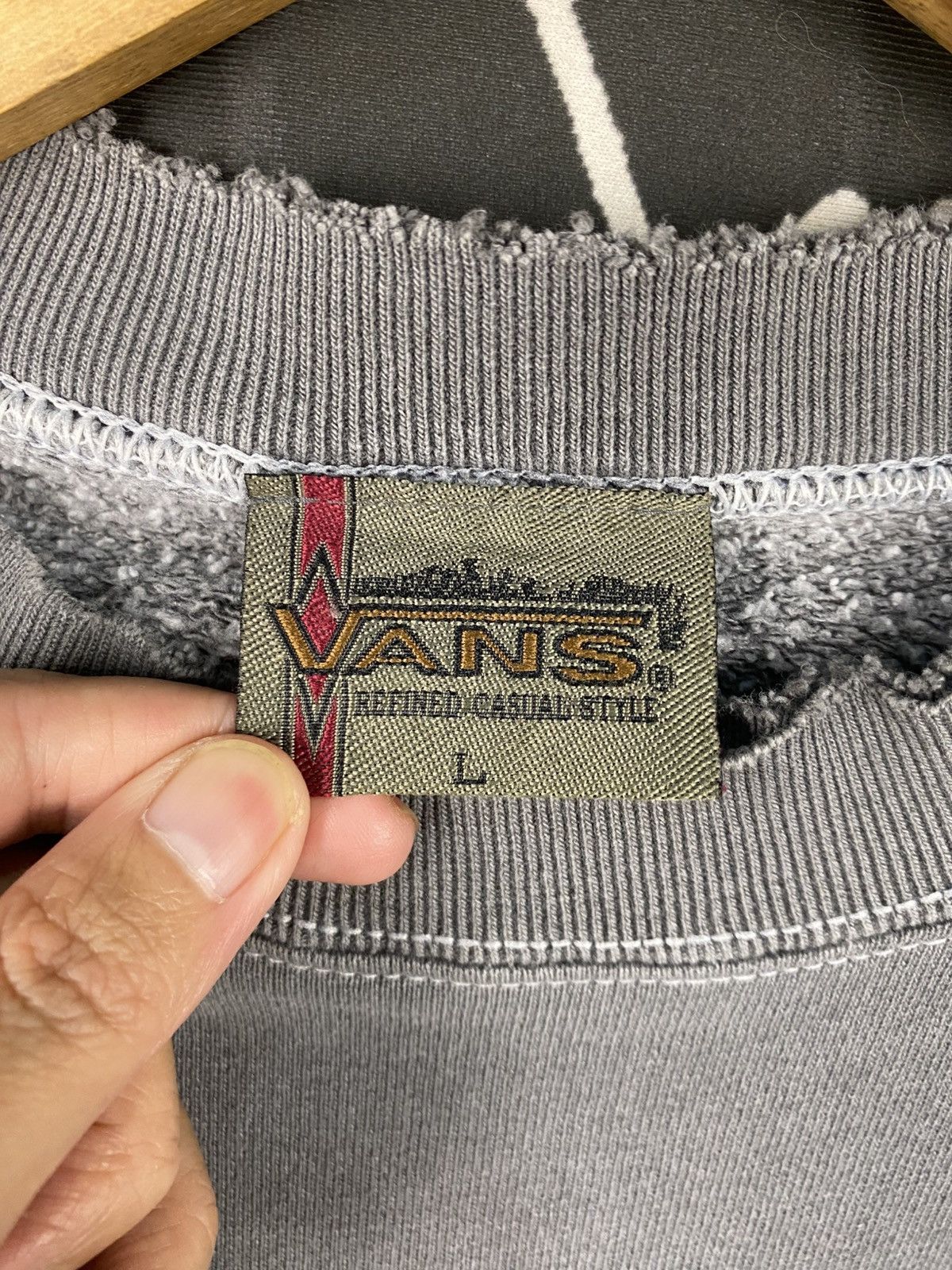 Vans Vintage Distress Vans Sweatshirt Size US XL / EU 56 / 4 - 9 Thumbnail