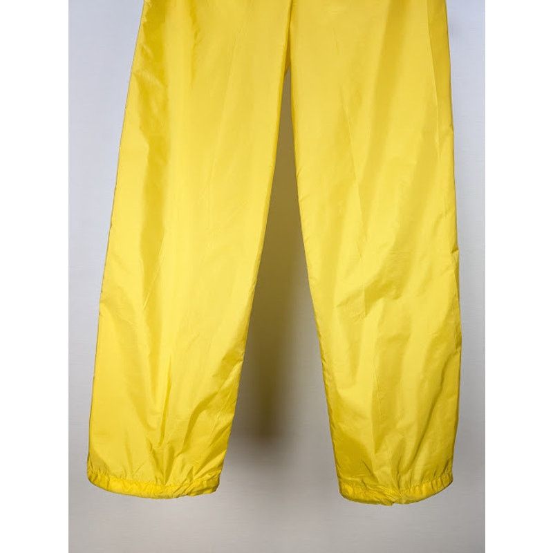 Prada o1rshd1 Re-Nylon Piuma Trousers in Yellow Size US 30 / EU 46 - 12 Thumbnail