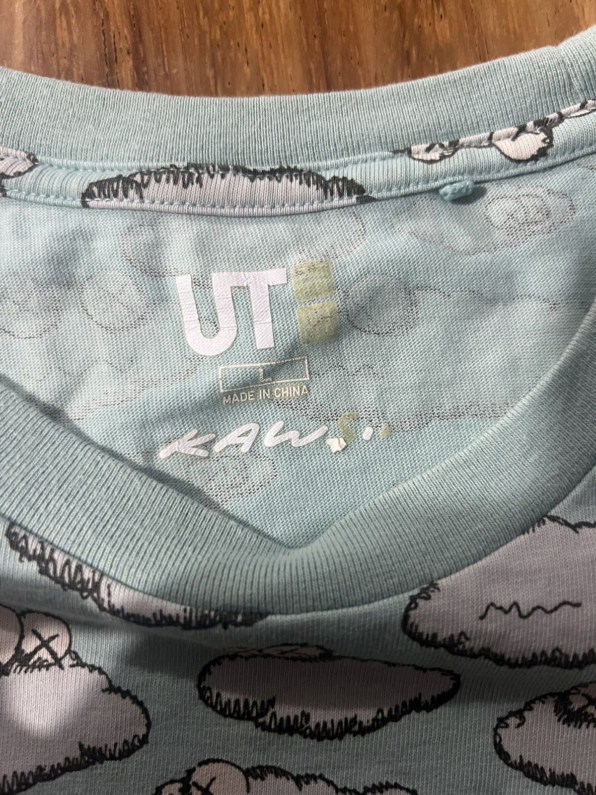 Kaws × Uniqlo T-shirt Uniqlo X Kaws Size US L / EU 52-54 / 3 - 3 Thumbnail