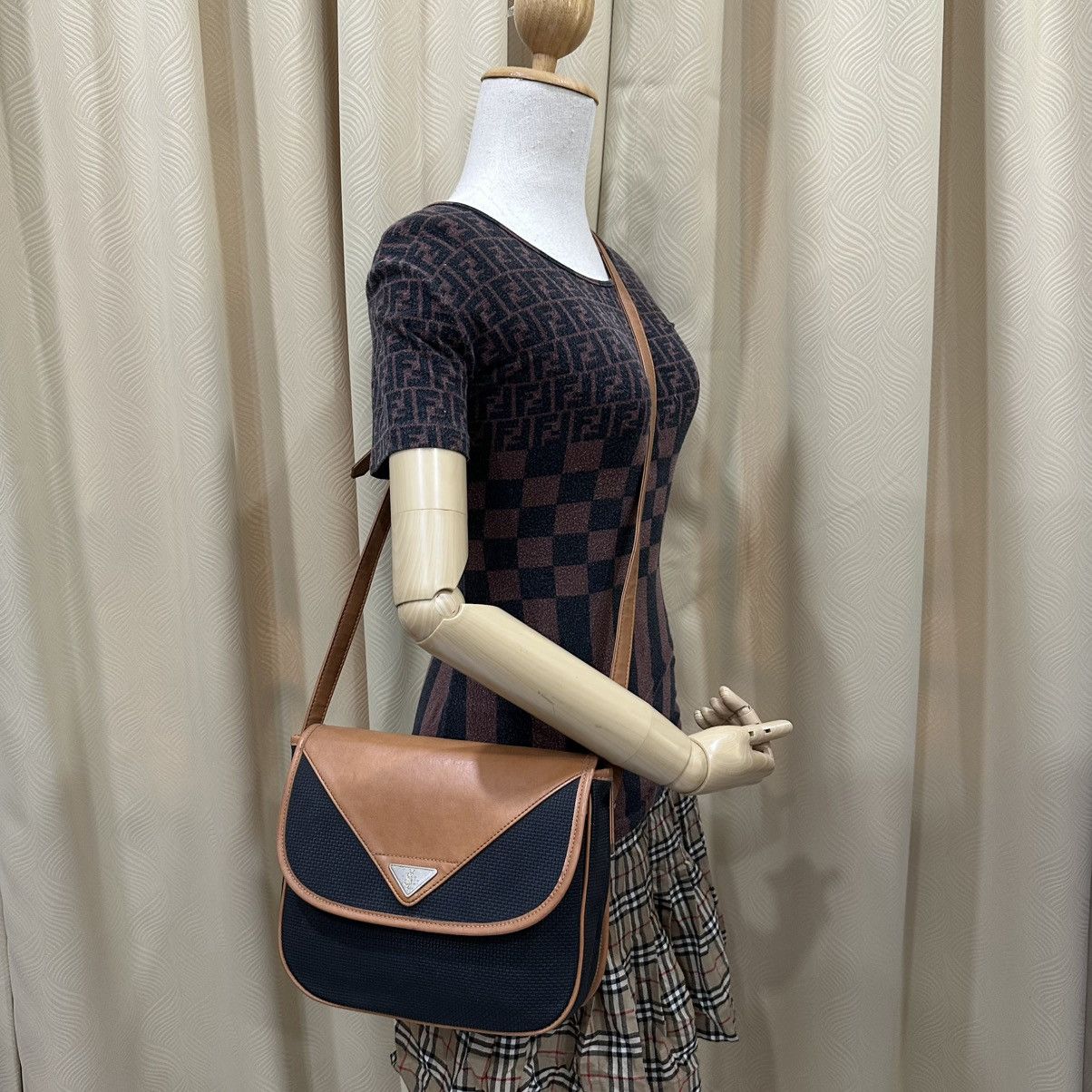 Yves Saint Laurent ‼️LASTDROP‼️ AUTHENTIC VINTAGE YSL SHOULDER BAG Size ONE SIZE - 1 Thumbnail