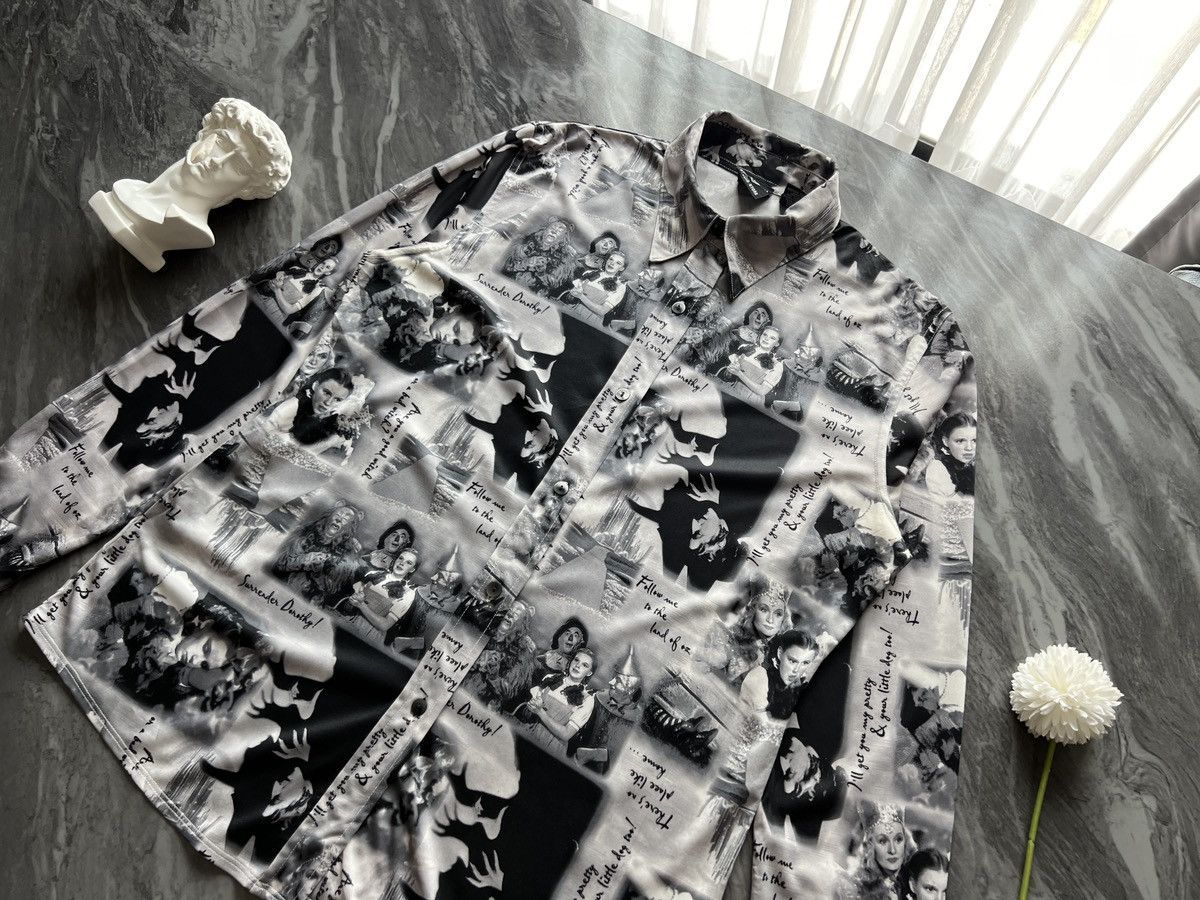 image of Cartoon Network x Movie Land Of Oz : Aop Graphic Printed Warner Bros Store 1997 in Black/White (Siz