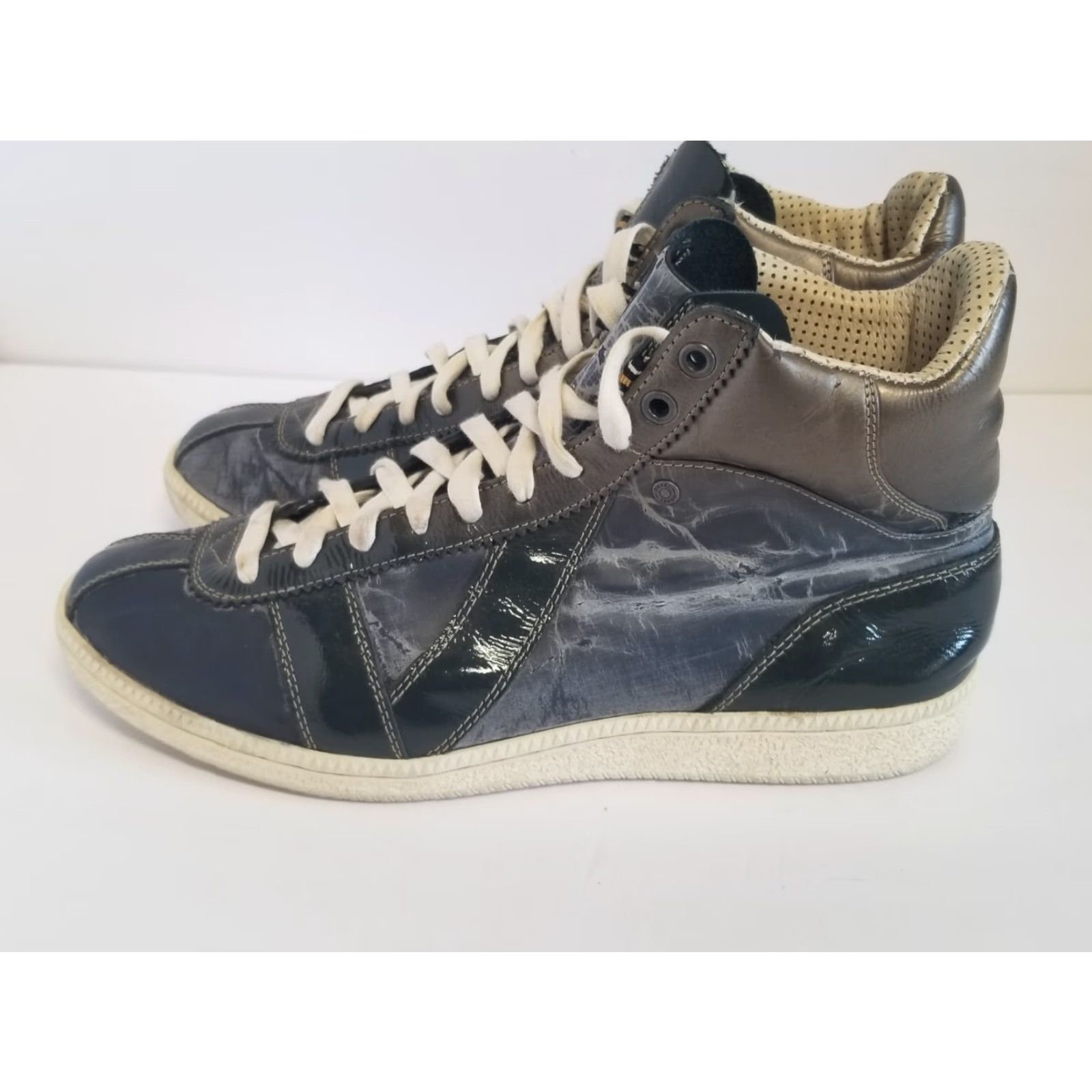Diesel Diesel Black Gold Sneakers Hi Tops Gray Lace Up Leather Men Size 10 See All Pics Size US 10 / EU 43 - 5 Thumbnail