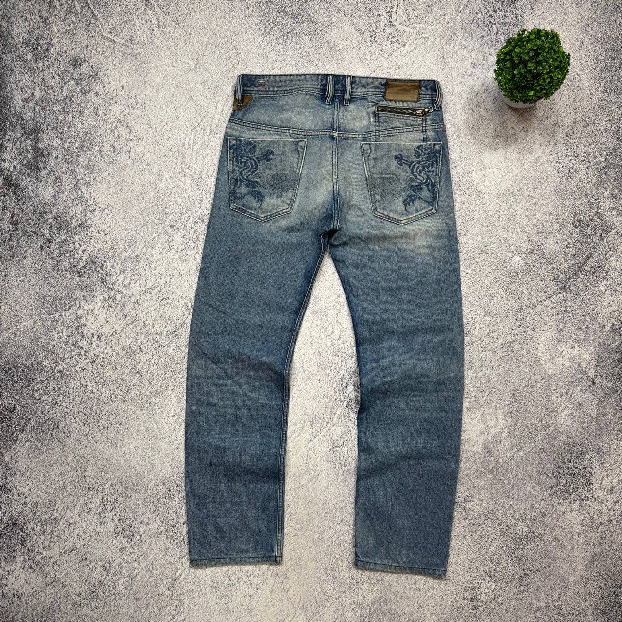 Diesel Diesel Industry Baggy Faded Big Logo Denim Jeans Mens 33 Size US 33 - 1 Thumbnail