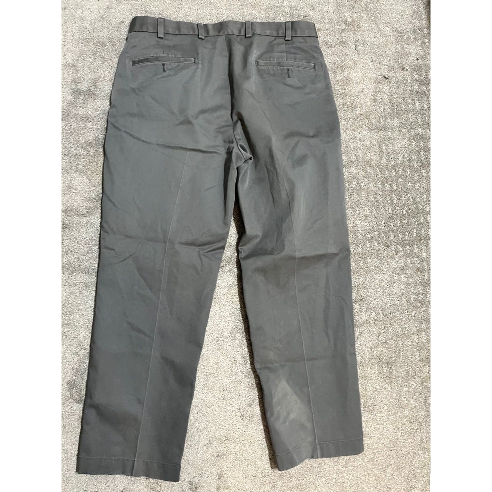 Brooks Brothers Brooks Brothers Men Chino Pants Solid Gray 35x29 Clark Straight Regular Motion: 35 Inseam 29in Belt Loops Front Flat Front Pockets Logo Zipper Size US 35 - 3 Thumbnail