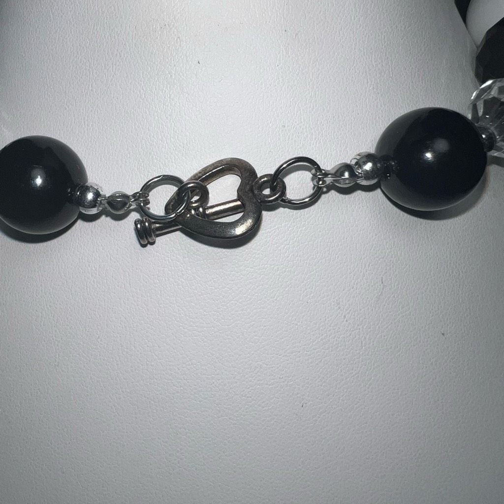 Vintage Vintage Chunky Black and White with Iridescent Acrylic Bead Size ONE SIZE - 6 Thumbnail