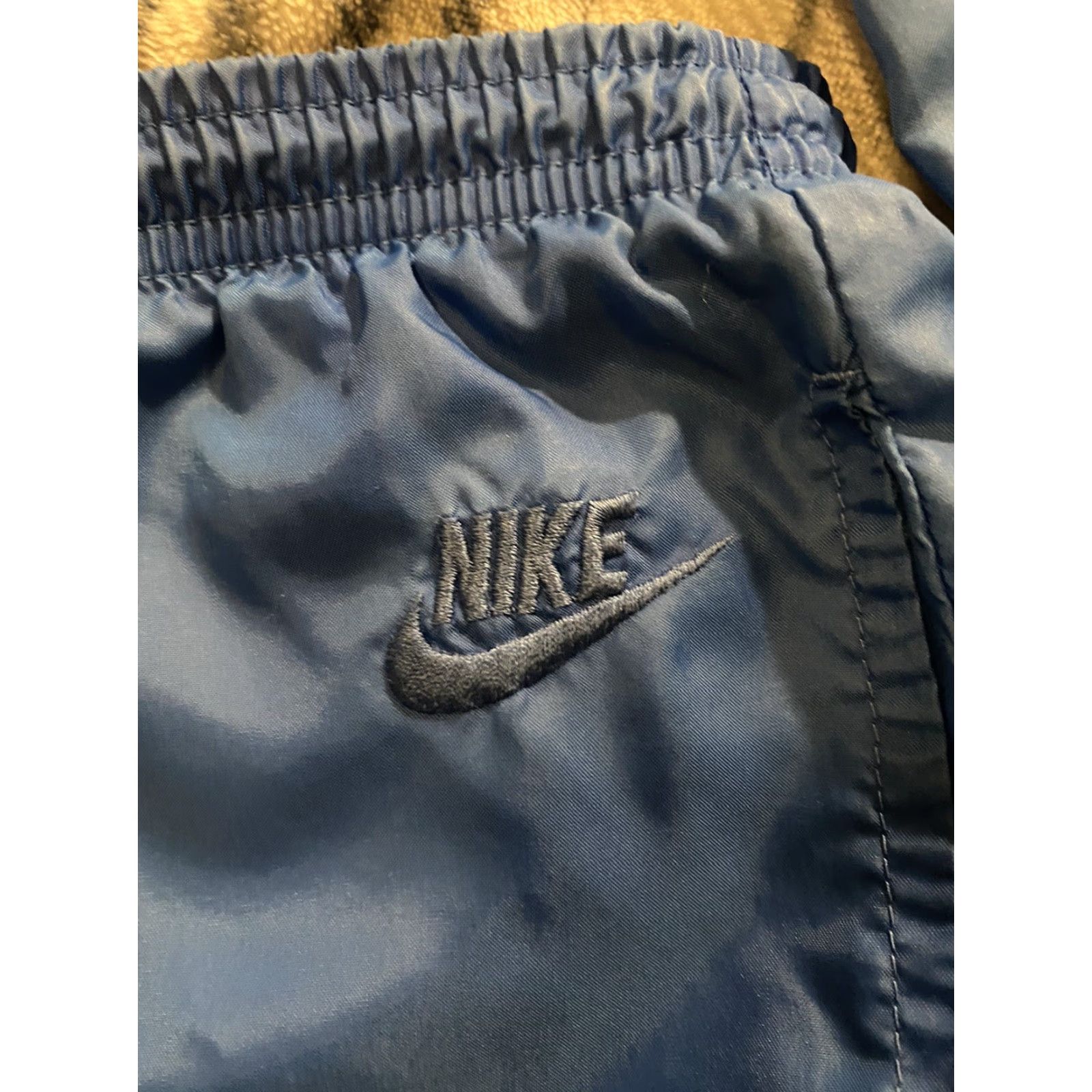 Nike VINTAGE Nike Windbreaker Jogger Pants Blue Lined Zip Legs Large Men 80s Activewear Size US 33 - 6 Thumbnail