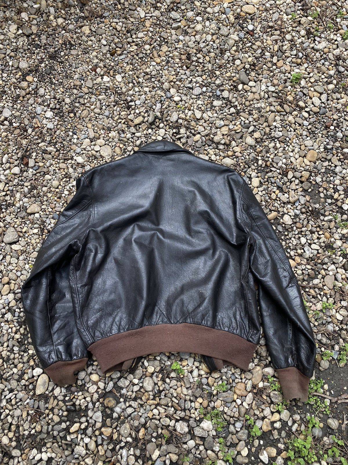 Vintage Vintage 50s Leather Flight Jacket Size US M / EU 48-50 / 2 - 14 Thumbnail