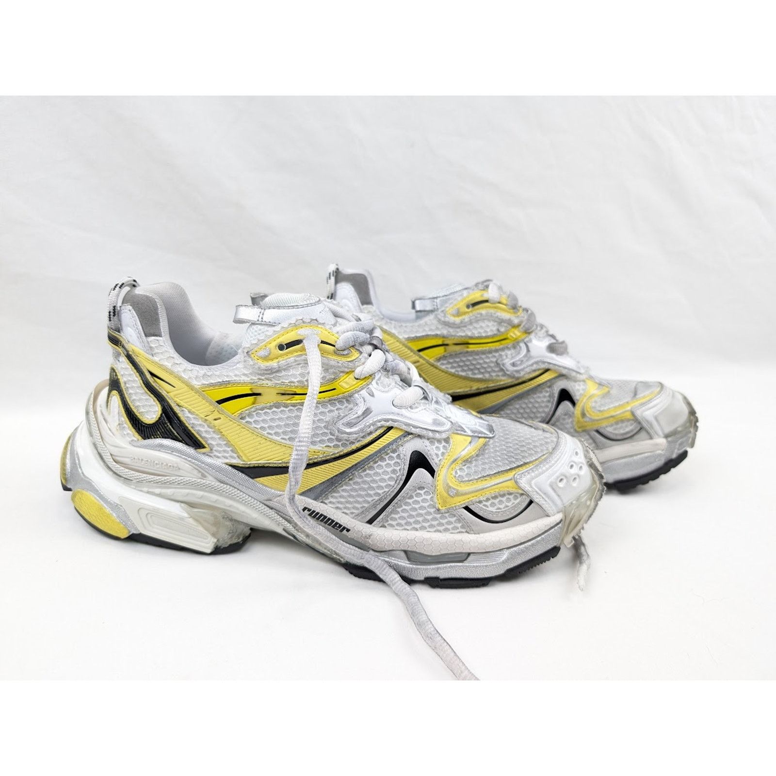 Balenciaga o1rshd1 Runners 2 Sneakers in White/Yellow/Black Size US 12 / EU 45 - 7 Thumbnail