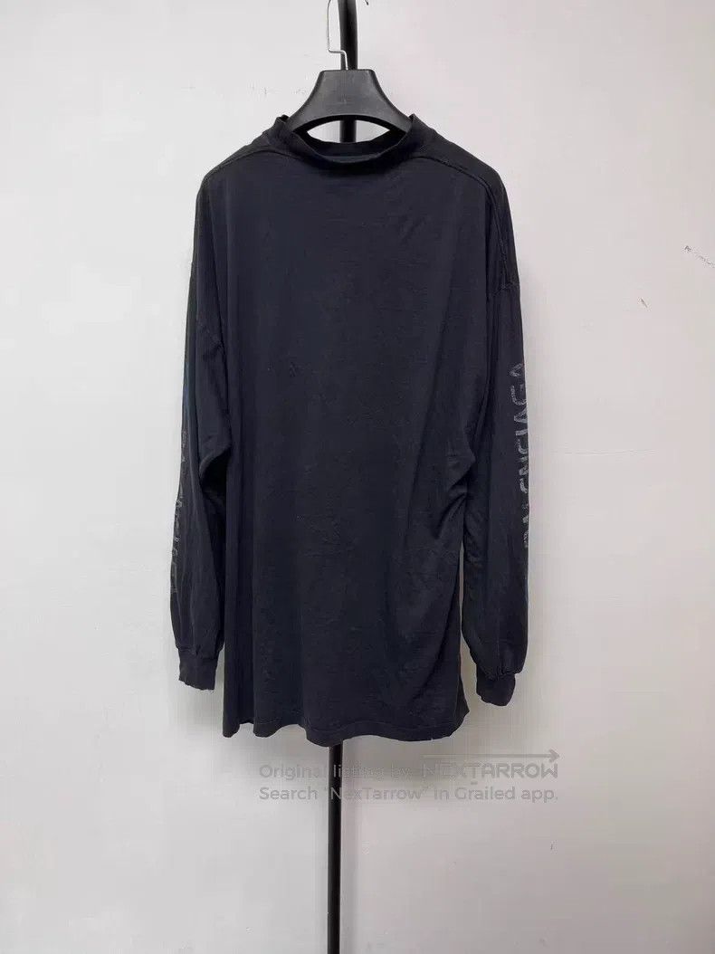 Balenciaga Balenciaga Letter Logo Pattern Printed Long Sleeve T-Shirt Size US S / EU 44-46 / 1 - 2 Thumbnail