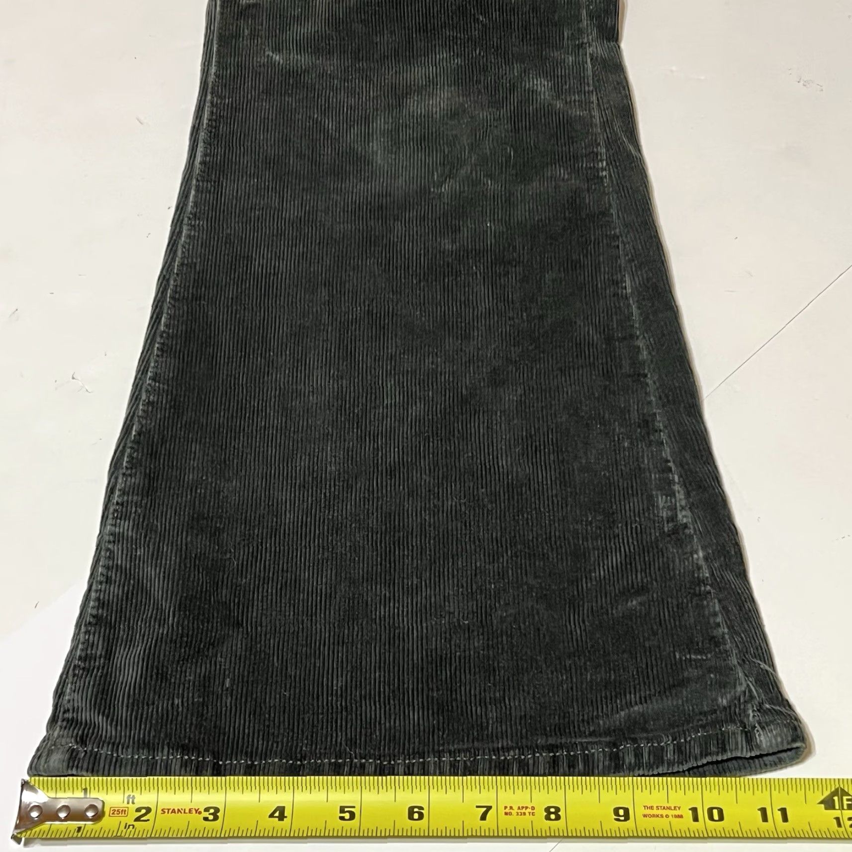 American Eagle Outfitters American Eagle Jeans Women’s 16 Reg (36x30) Green Corduroy Flare Hi-Rise Size 38" / US 16 / IT 52 - 7 Thumbnail