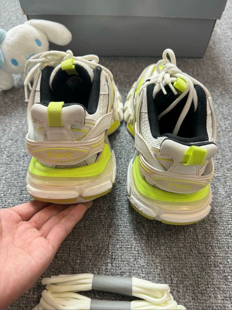 Balenciaga Balenciaga size 36 White and Green Track Made Old Dad Shoes Size US 5 / EU 37 - 4 Thumbnail