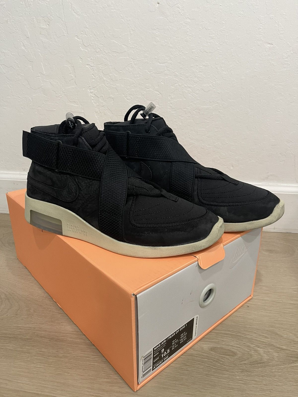 Fear of God × Nike Nike x Fear of God Raid Size US 9 / EU 42 - 1 Thumbnail