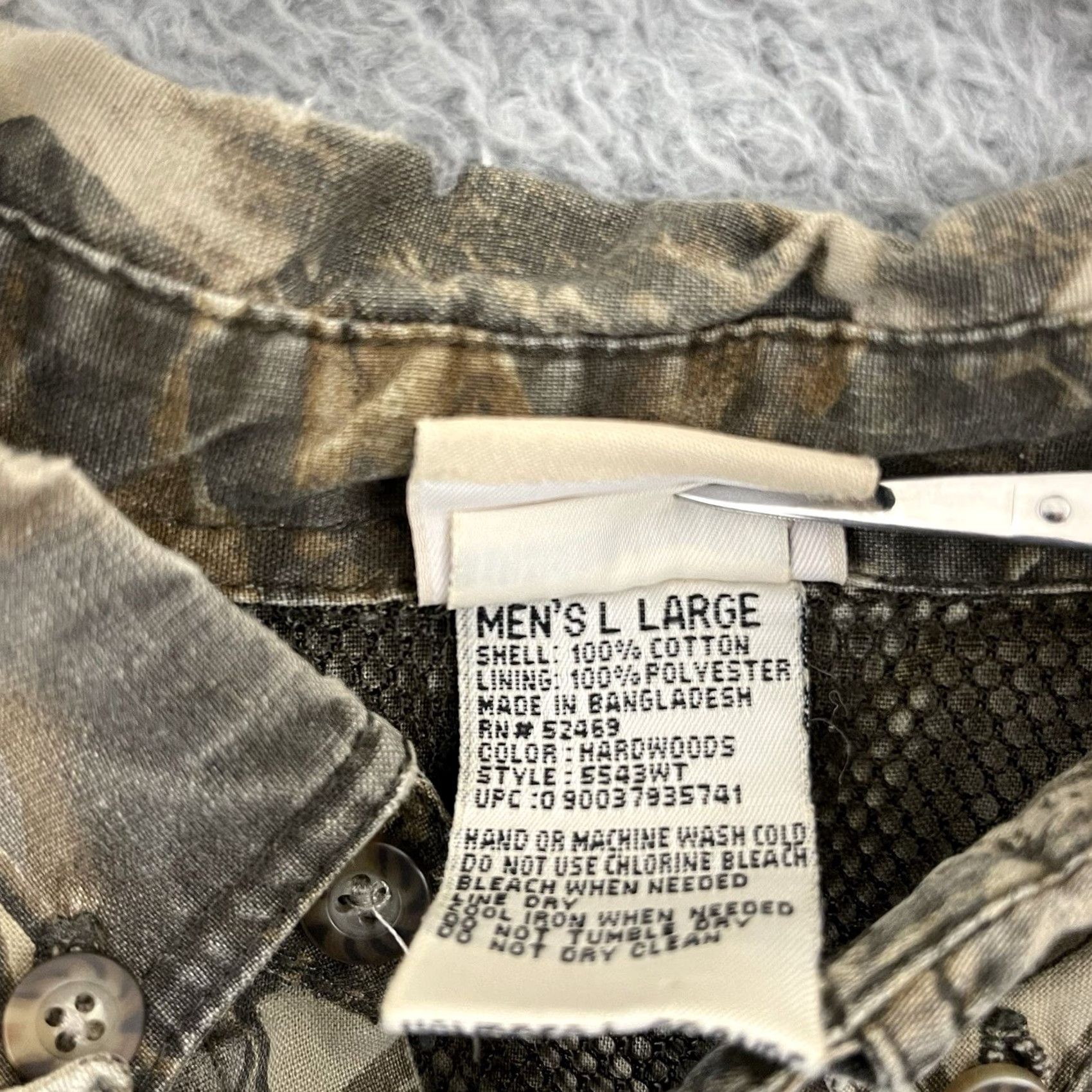 Vintage Woolrich Shirt Mens L Realtree Hardwood Camouflage Button-Down Woolrich Camouflage Pattern Shirt L Men Button-Up Outdoors Hunting Size US L / EU 52-54 / 3 - 5 Thumbnail