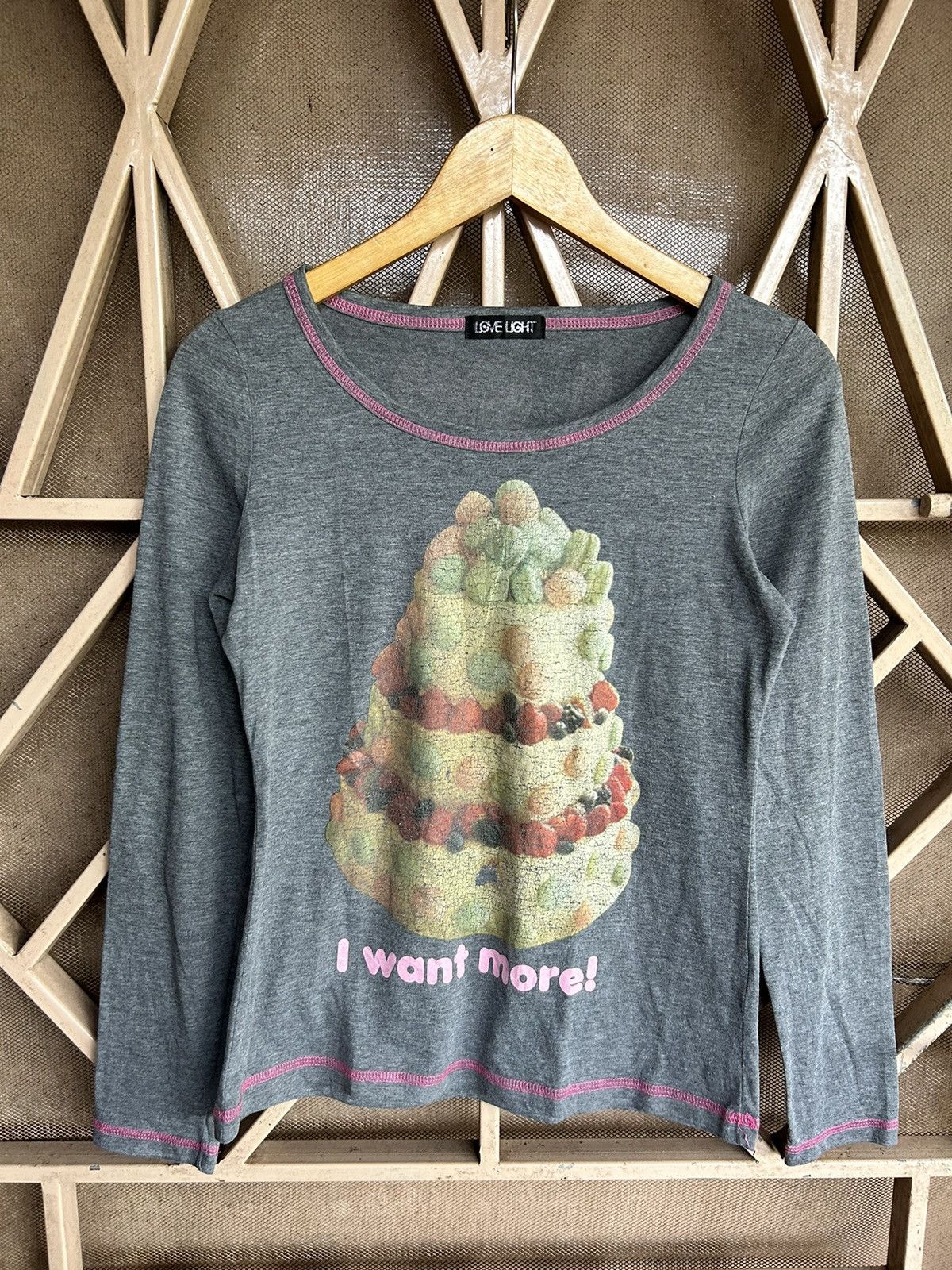 20471120 Love Light Japanese I Love Cake Longsleeve Size US M / EU 48-50 / 2 - 1 Thumbnail