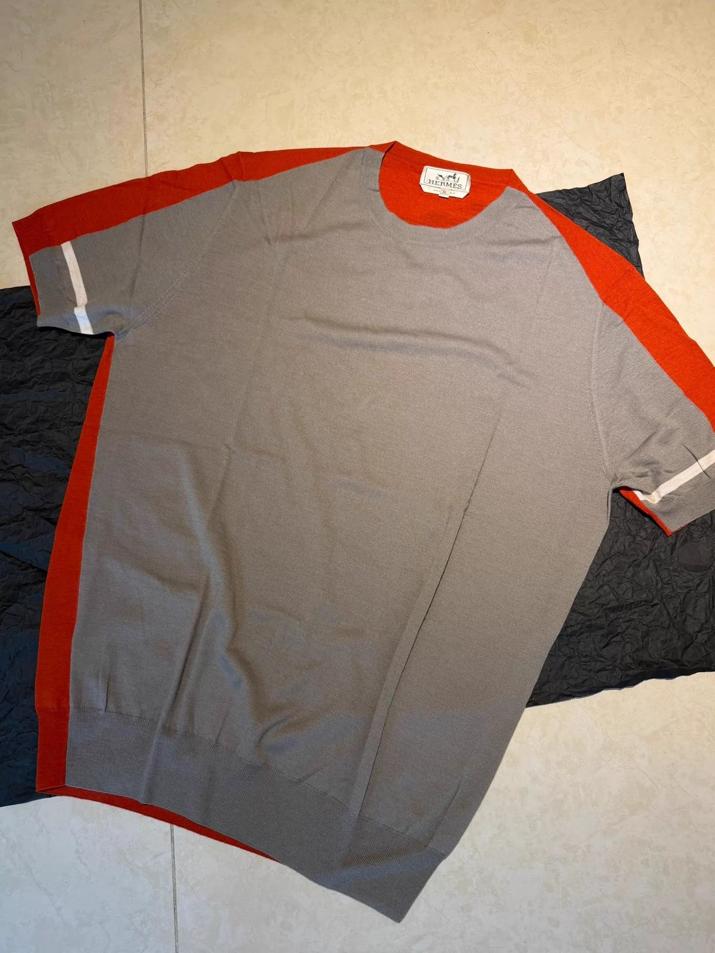 Hermes Hermes Cashmere-Silk Knit Crew Short Sleeve Gray-Orange XL Size US XL / EU 56 / 4 - 3 Thumbnail