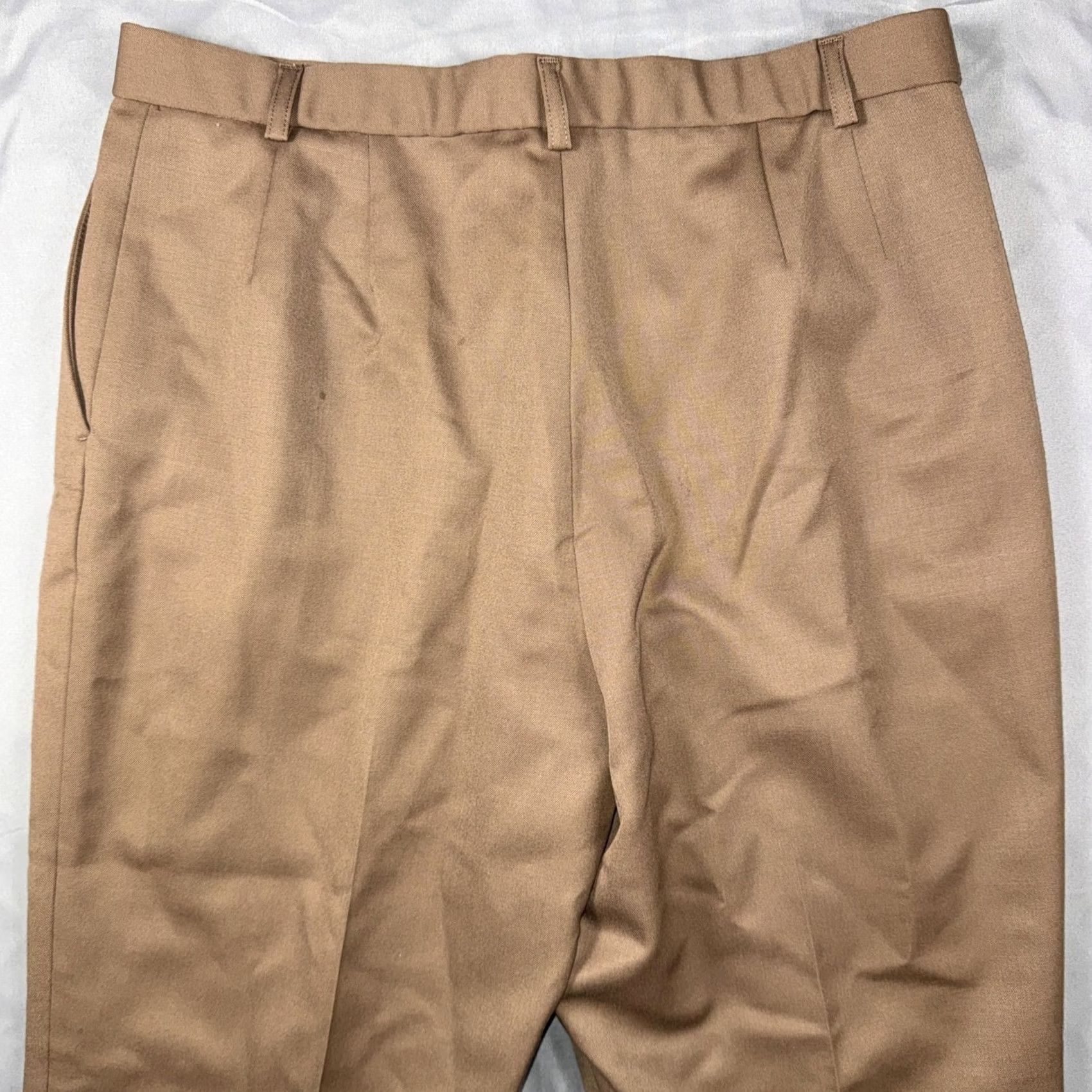 Pendleton VINTAGE Pendleton Dress Pants Womens 10 Beige Wool Pleated Lined Classic Workwear Slacks Menus? Size 32" / US 10 / IT 46 - 6 Thumbnail